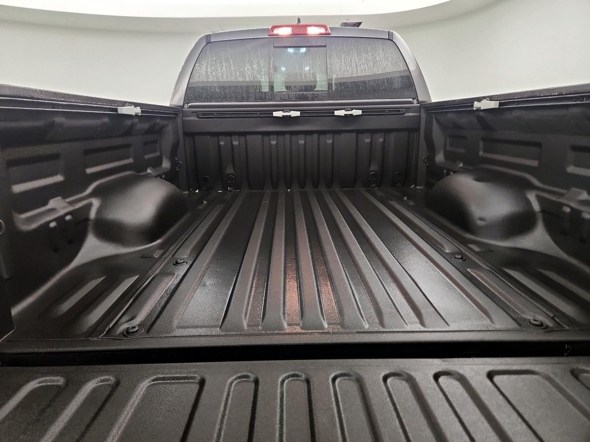 Thumbnail: 2021 Toyota Tundra - 20