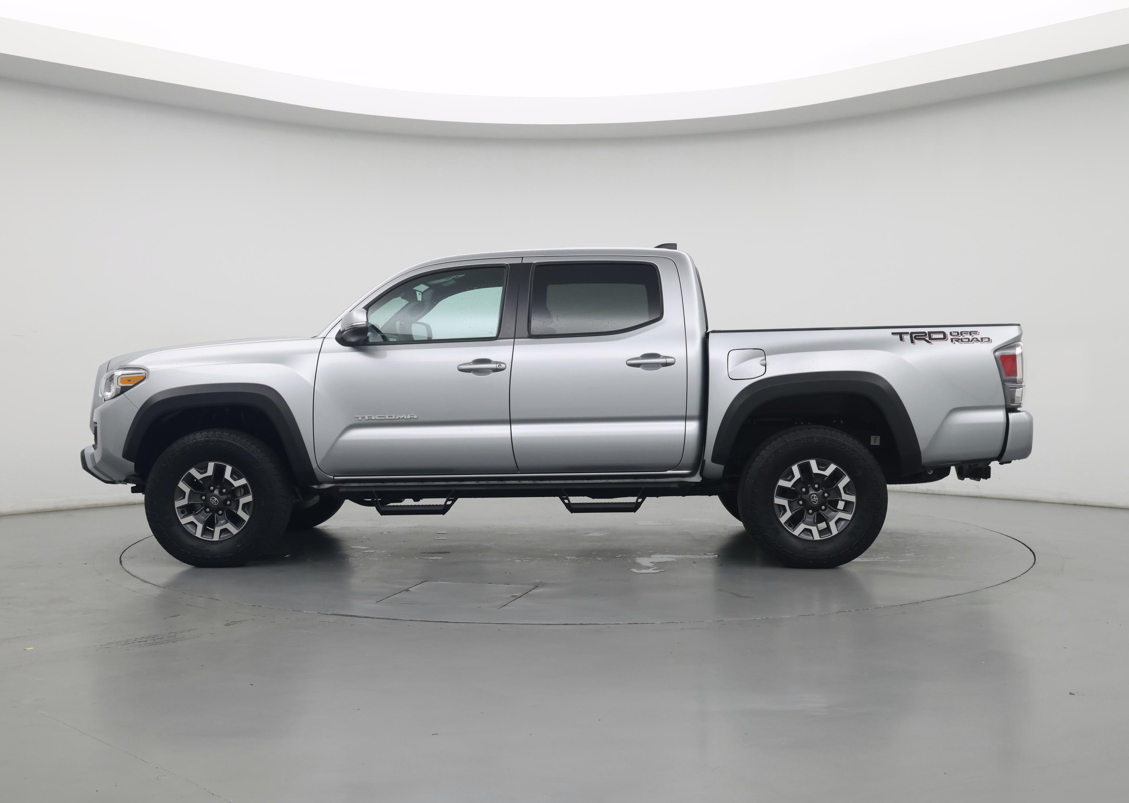 Thumbnail: 2023 Toyota Tacoma - 3
