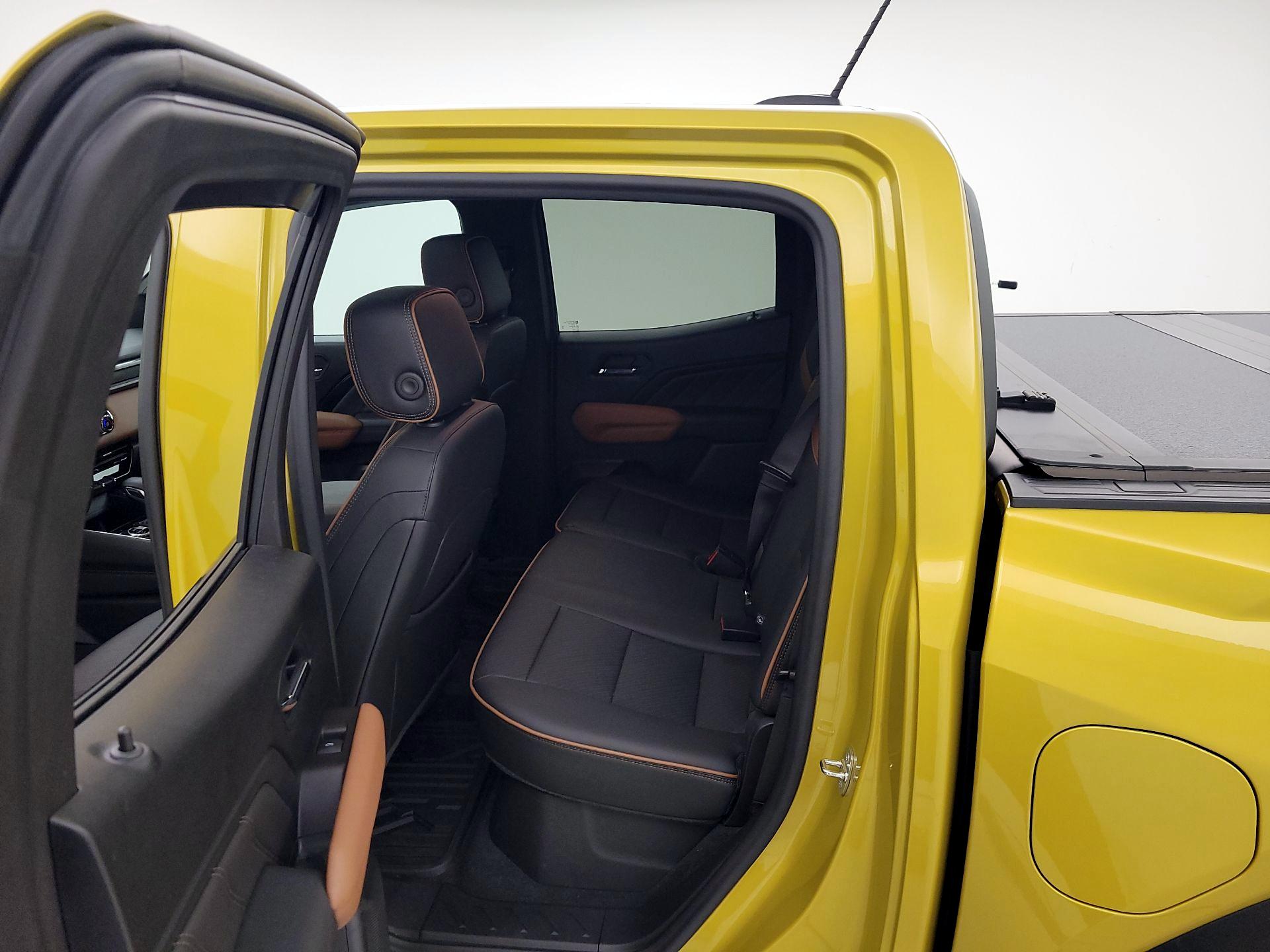 Thumbnail: 2023 GMC Canyon - 20