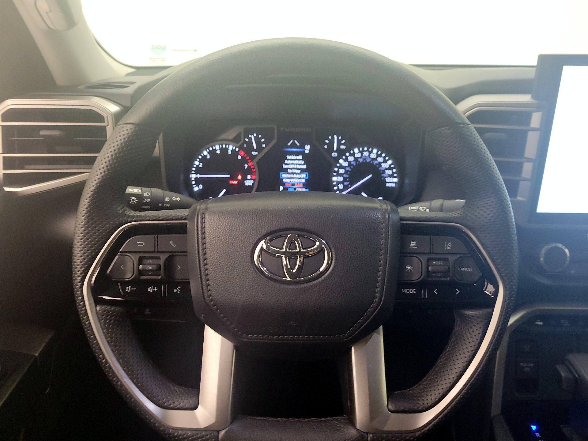 Thumbnail: 2022 Toyota Tundra - 10