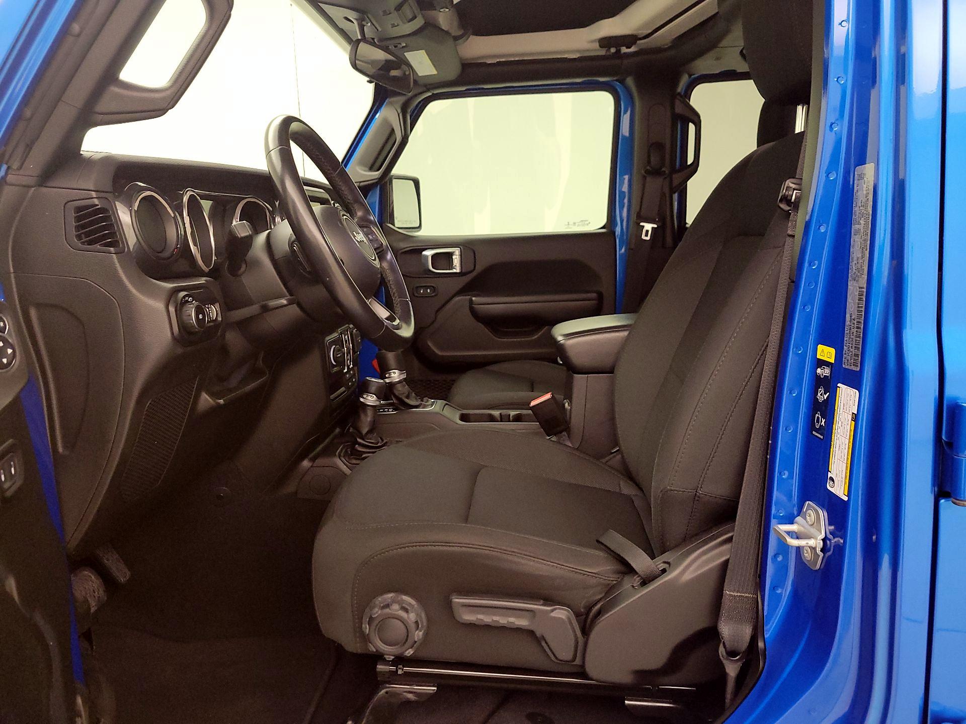 Thumbnail: 2021 Jeep Wrangler - 11