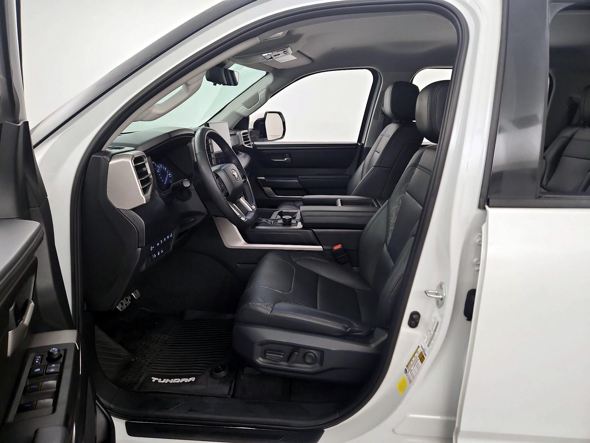 Thumbnail: 2022 Toyota Tundra - 11