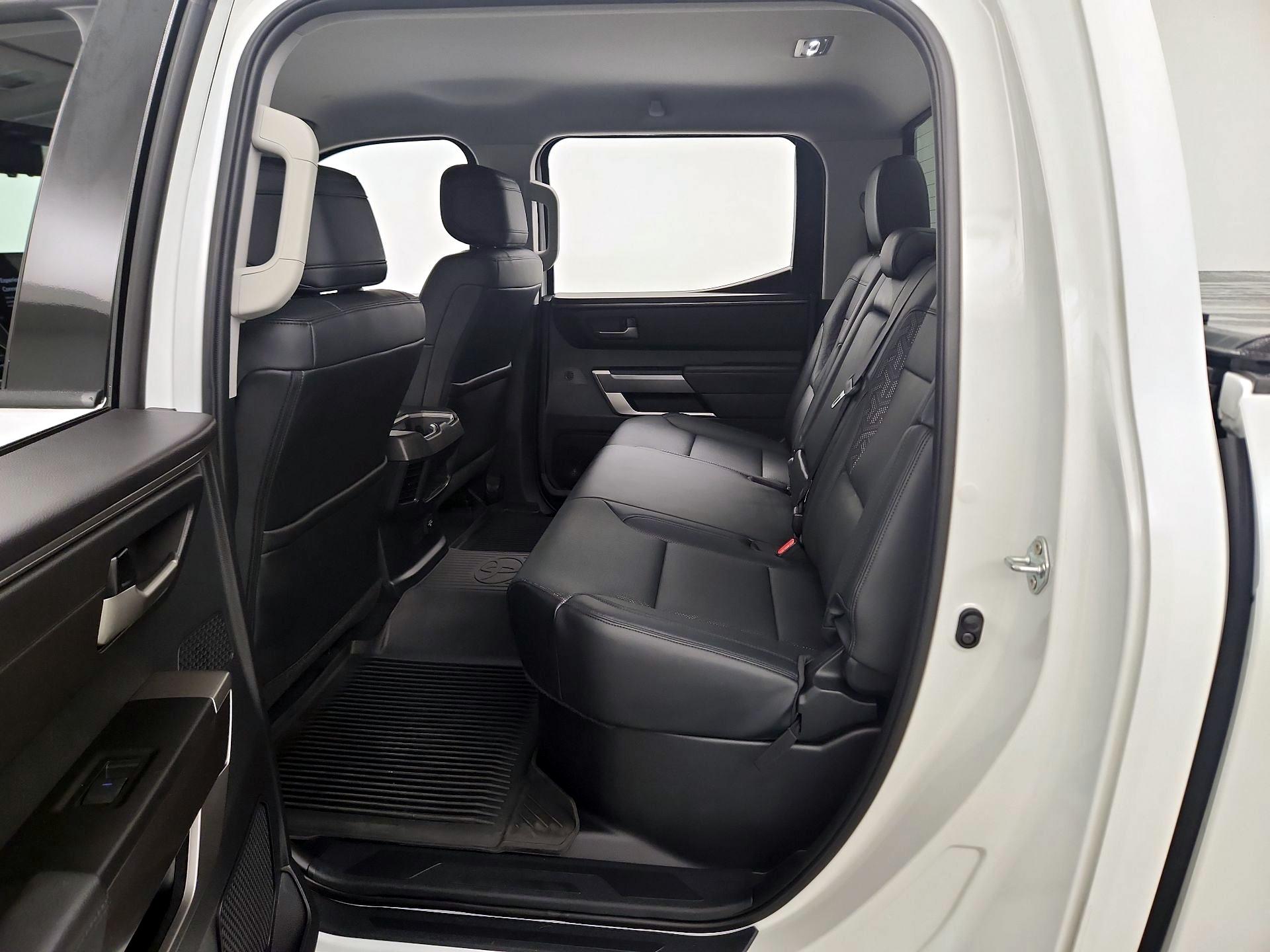 Thumbnail: 2022 Toyota Tundra - 19