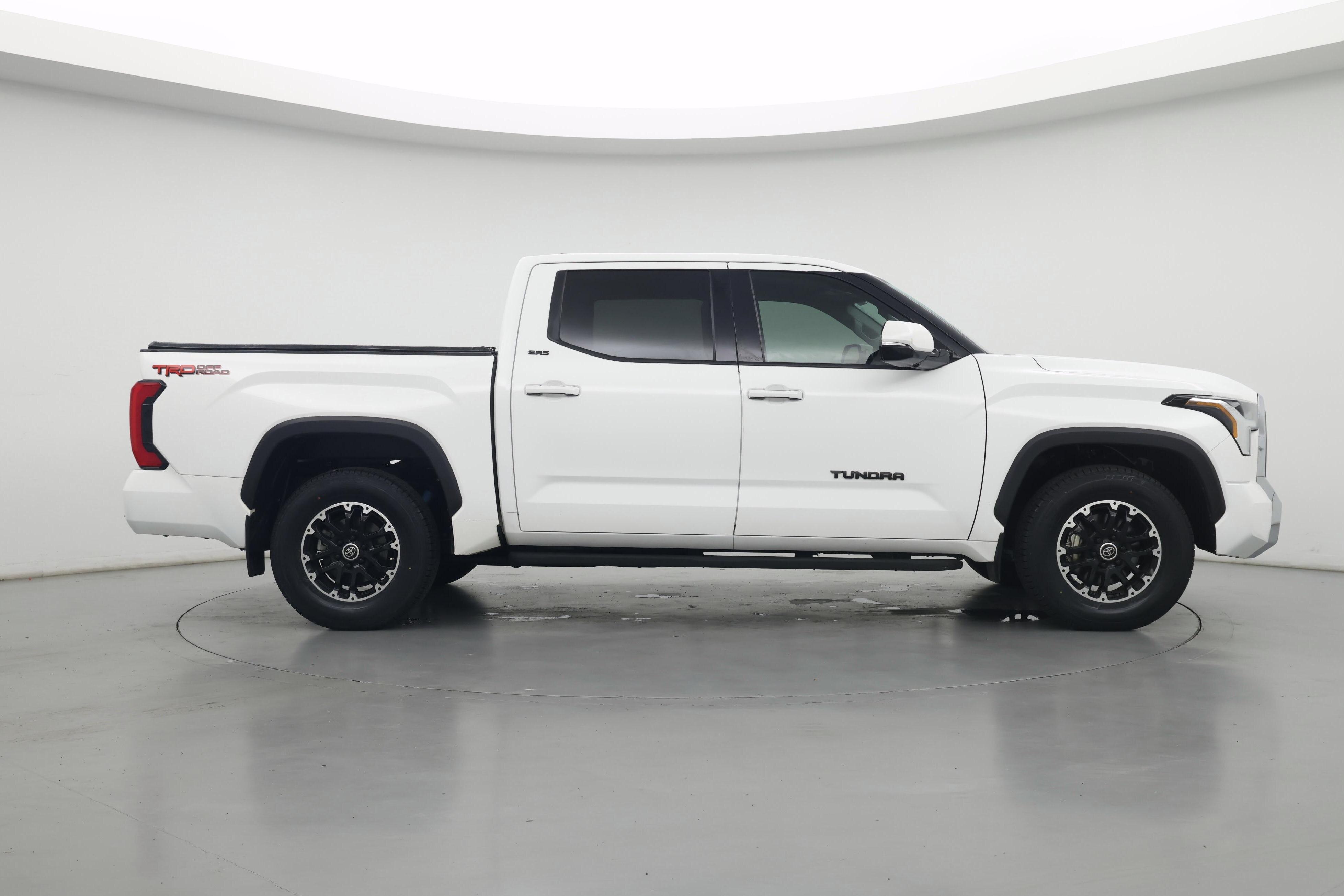 Thumbnail: 2022 Toyota Tundra - 7