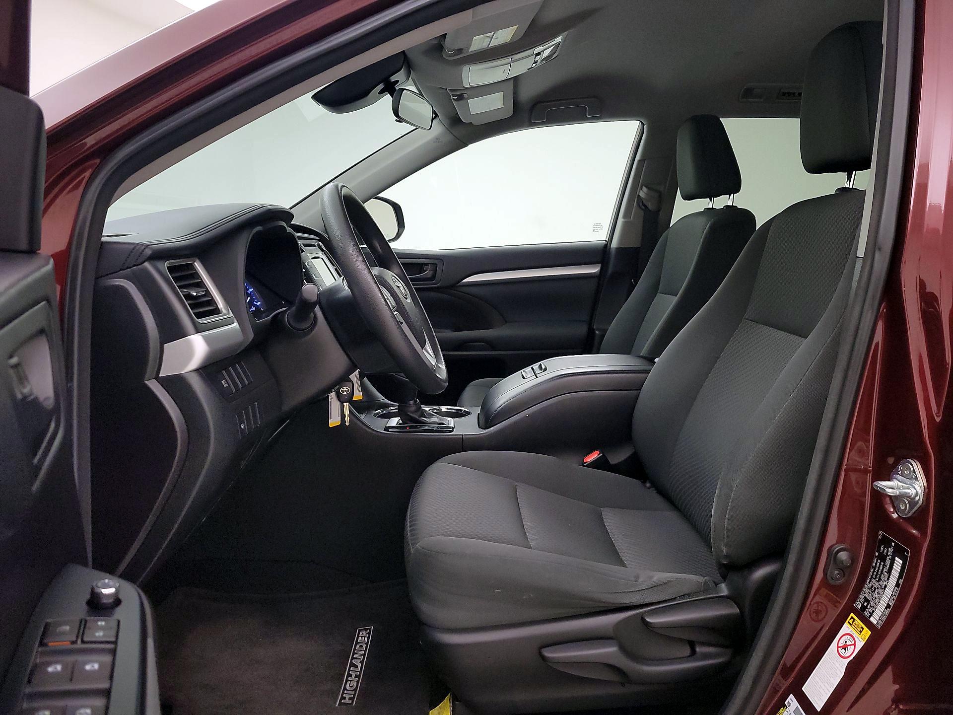 Thumbnail: 2018 Toyota Highlander - 11