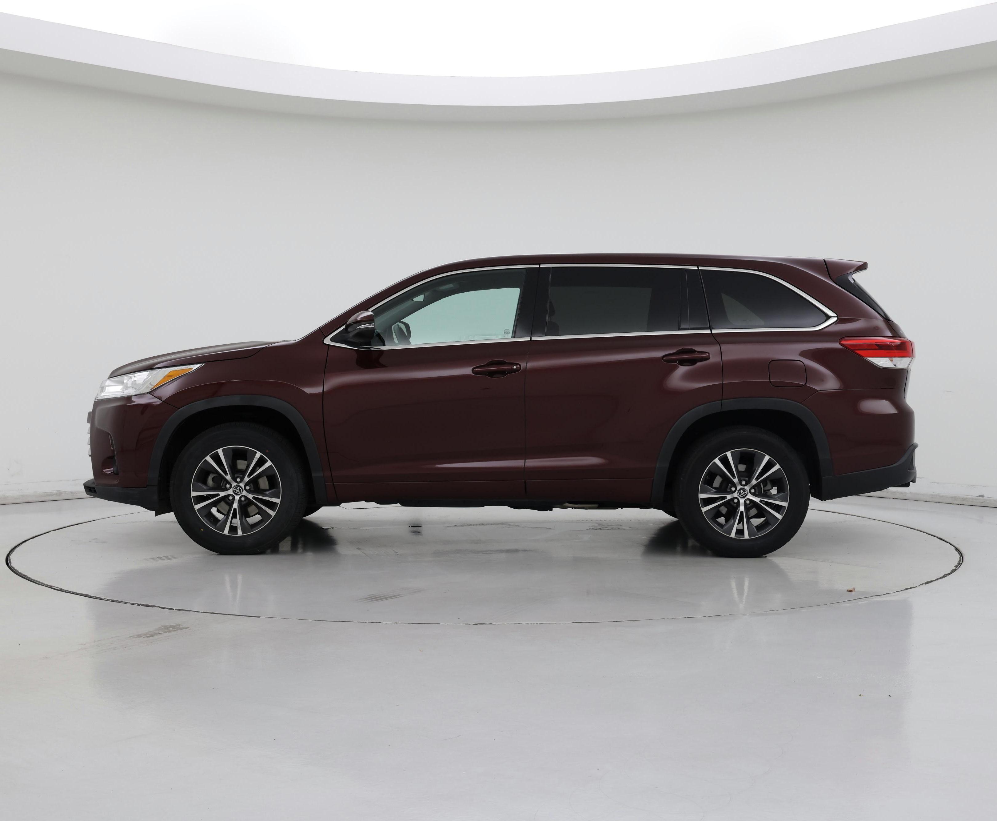 Thumbnail: 2018 Toyota Highlander - 3