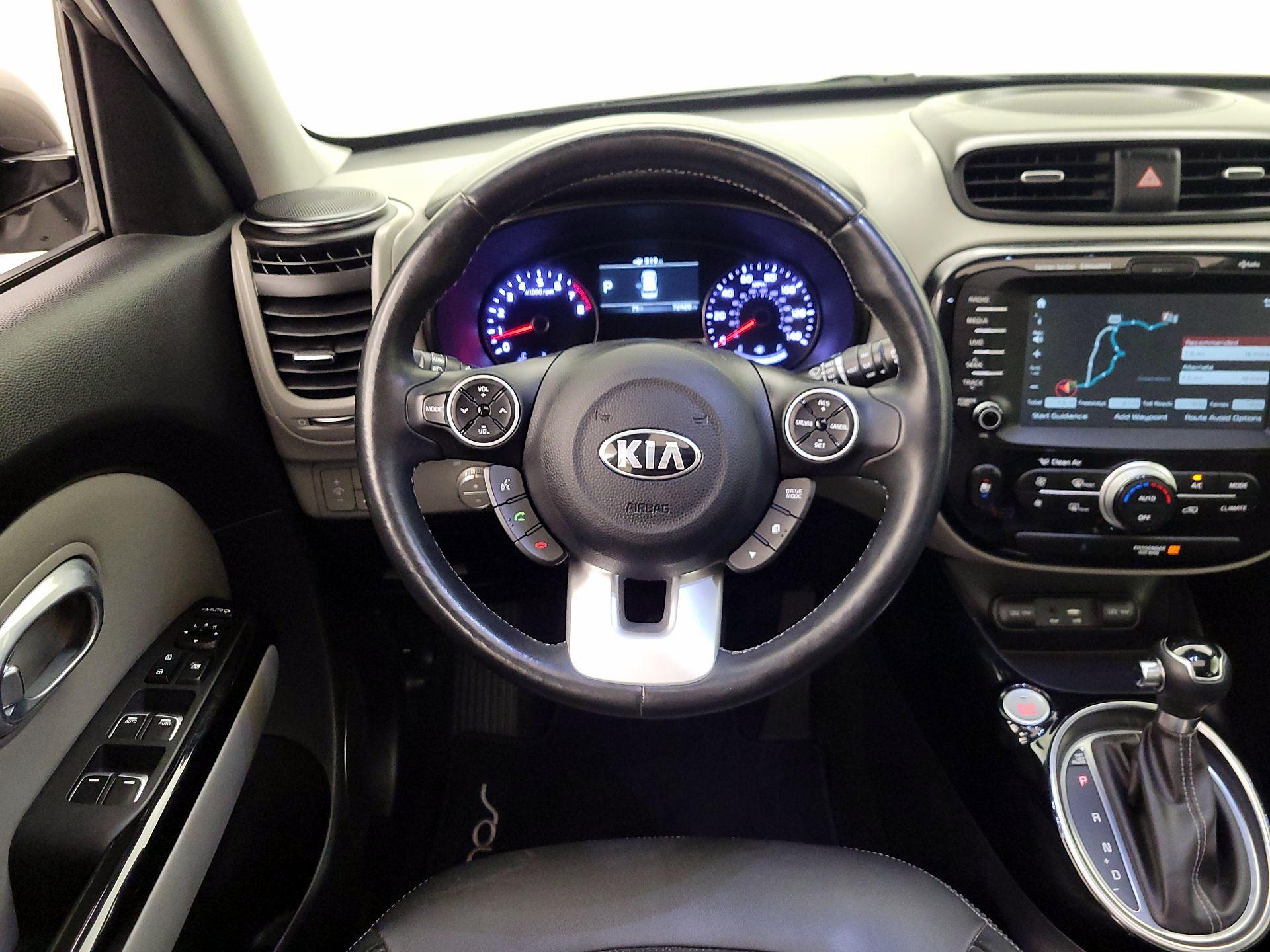 Thumbnail: 2017 Kia Soul - 10