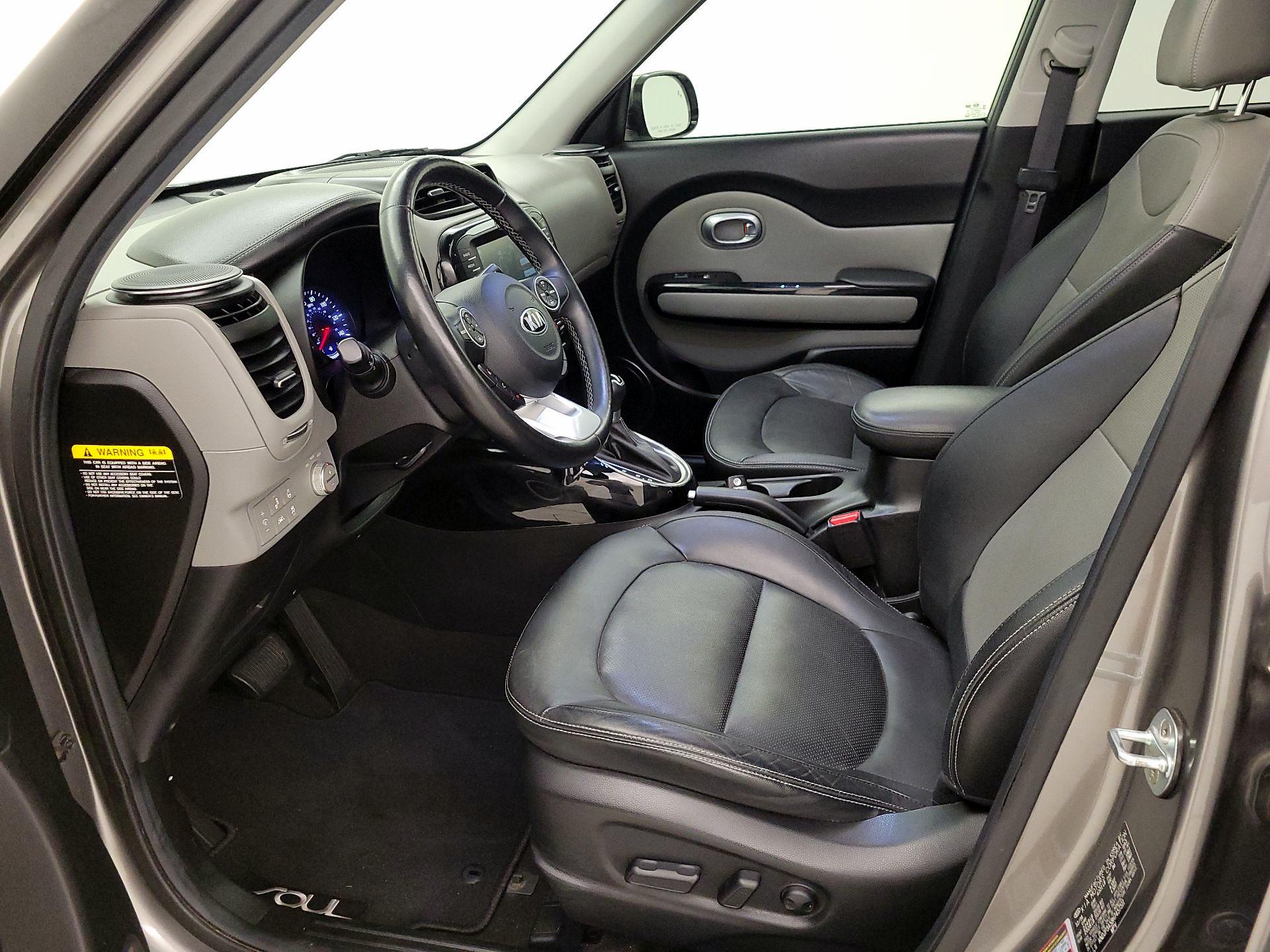 Thumbnail: 2017 Kia Soul - 11