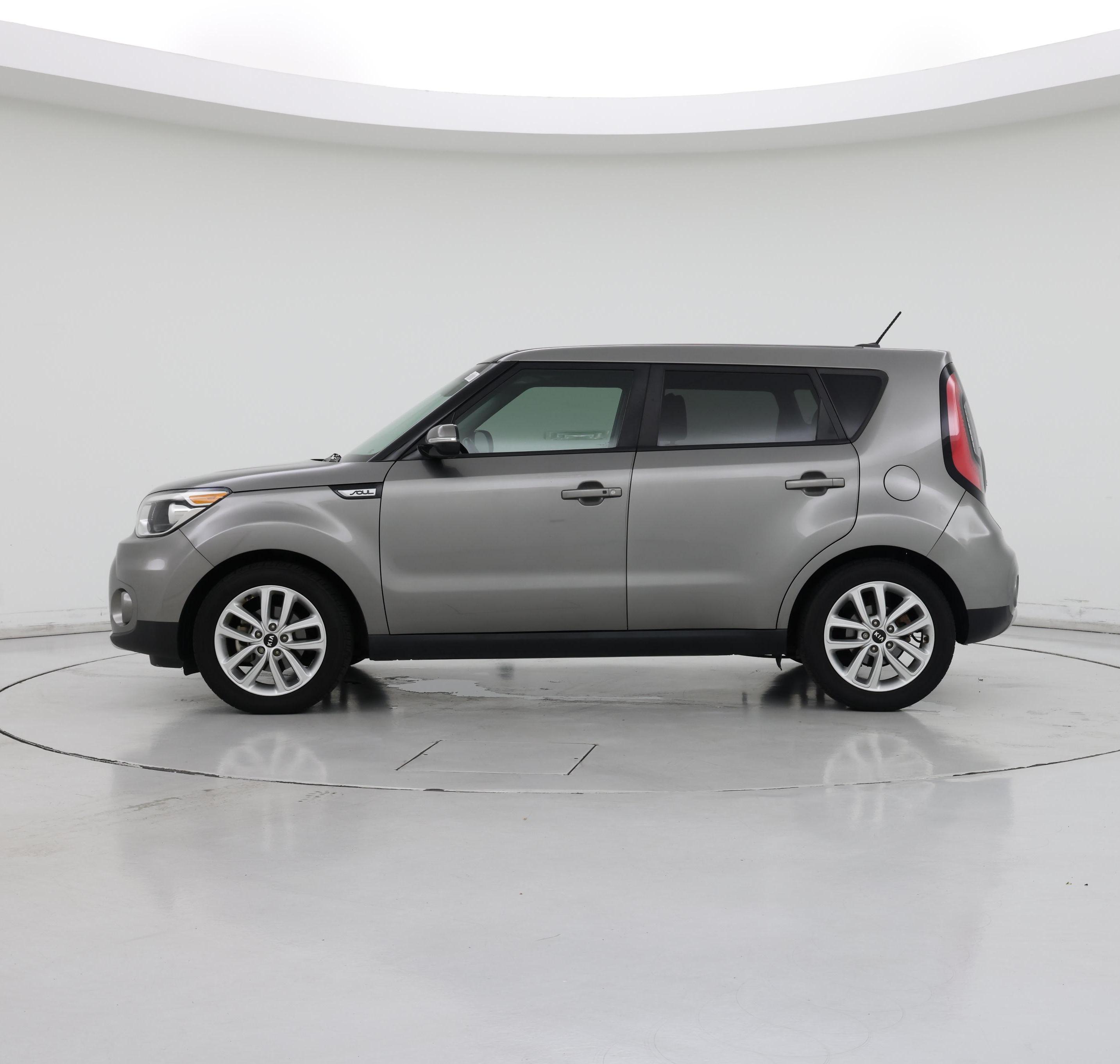 Thumbnail: 2017 Kia Soul - 3
