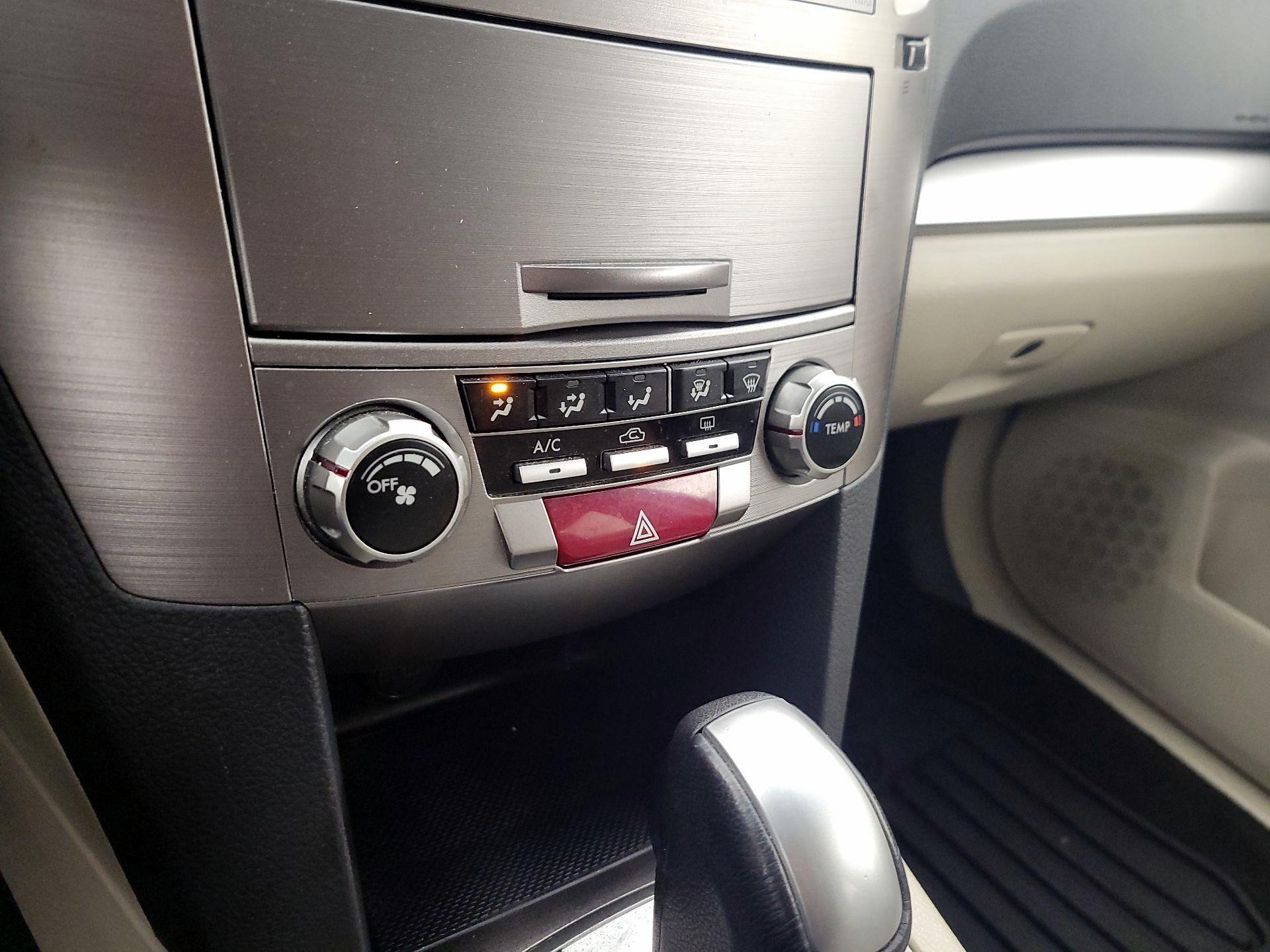 Thumbnail: 2014 Subaru Outback - 15