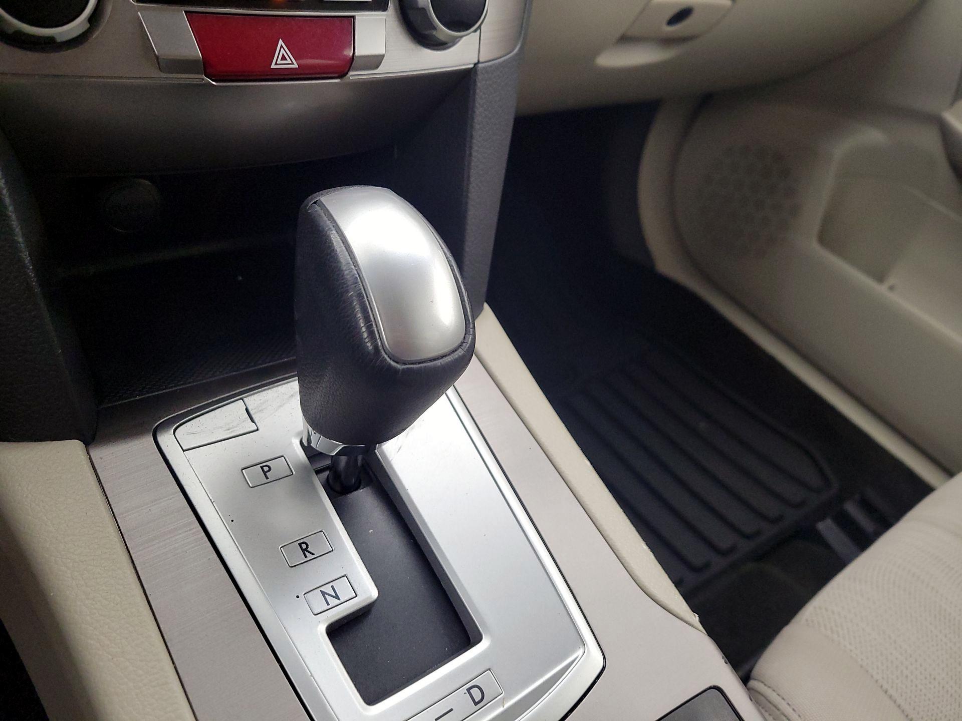 Thumbnail: 2014 Subaru Outback - 16
