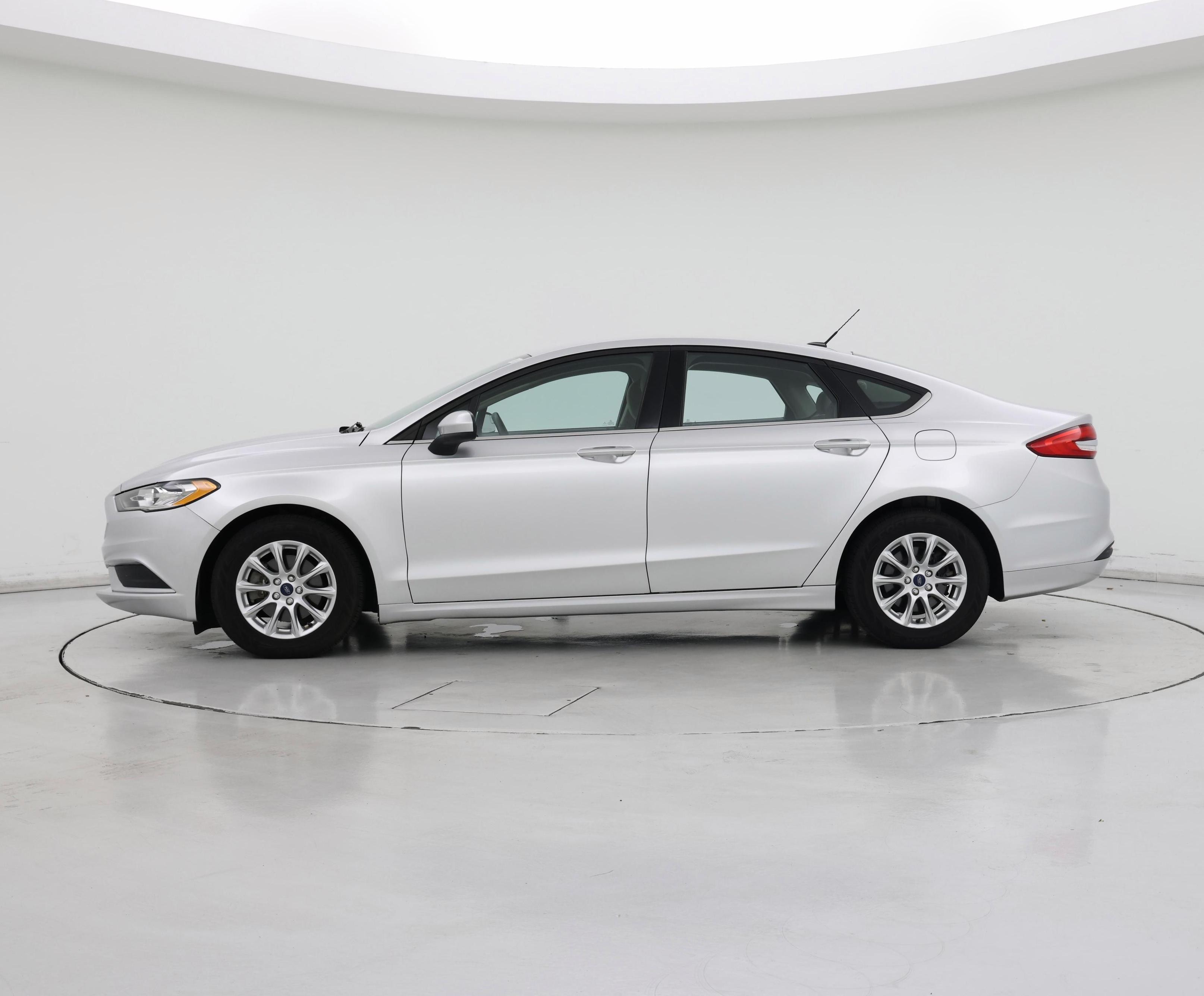 Thumbnail: 2017 Ford Fusion - 3