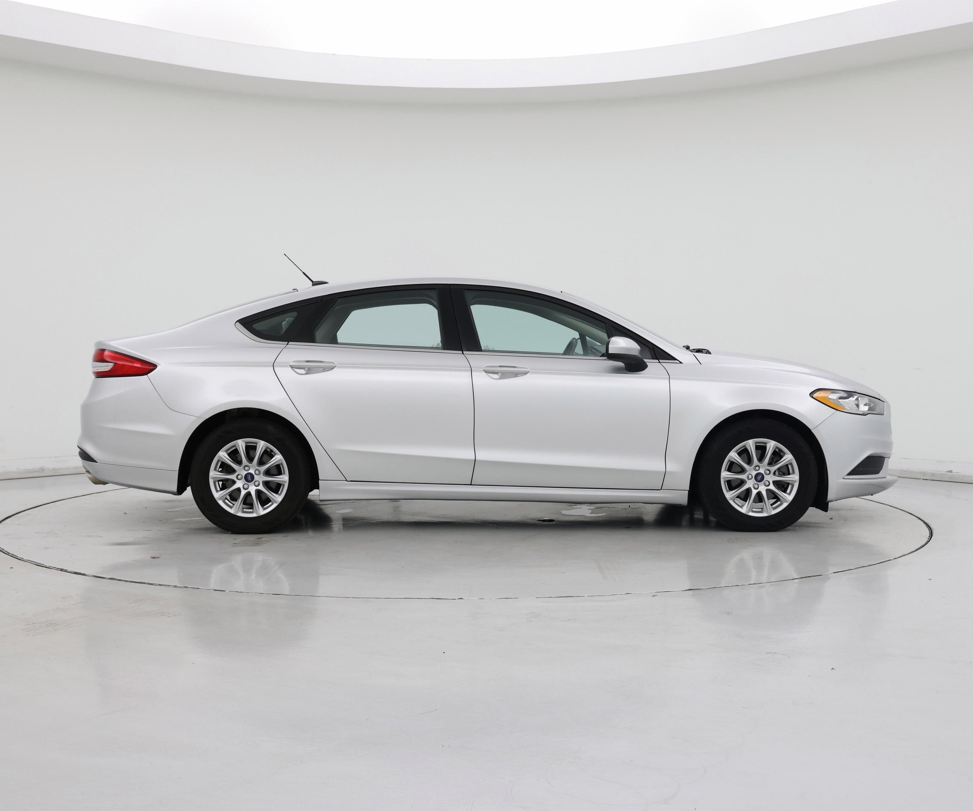 Thumbnail: 2017 Ford Fusion - 7