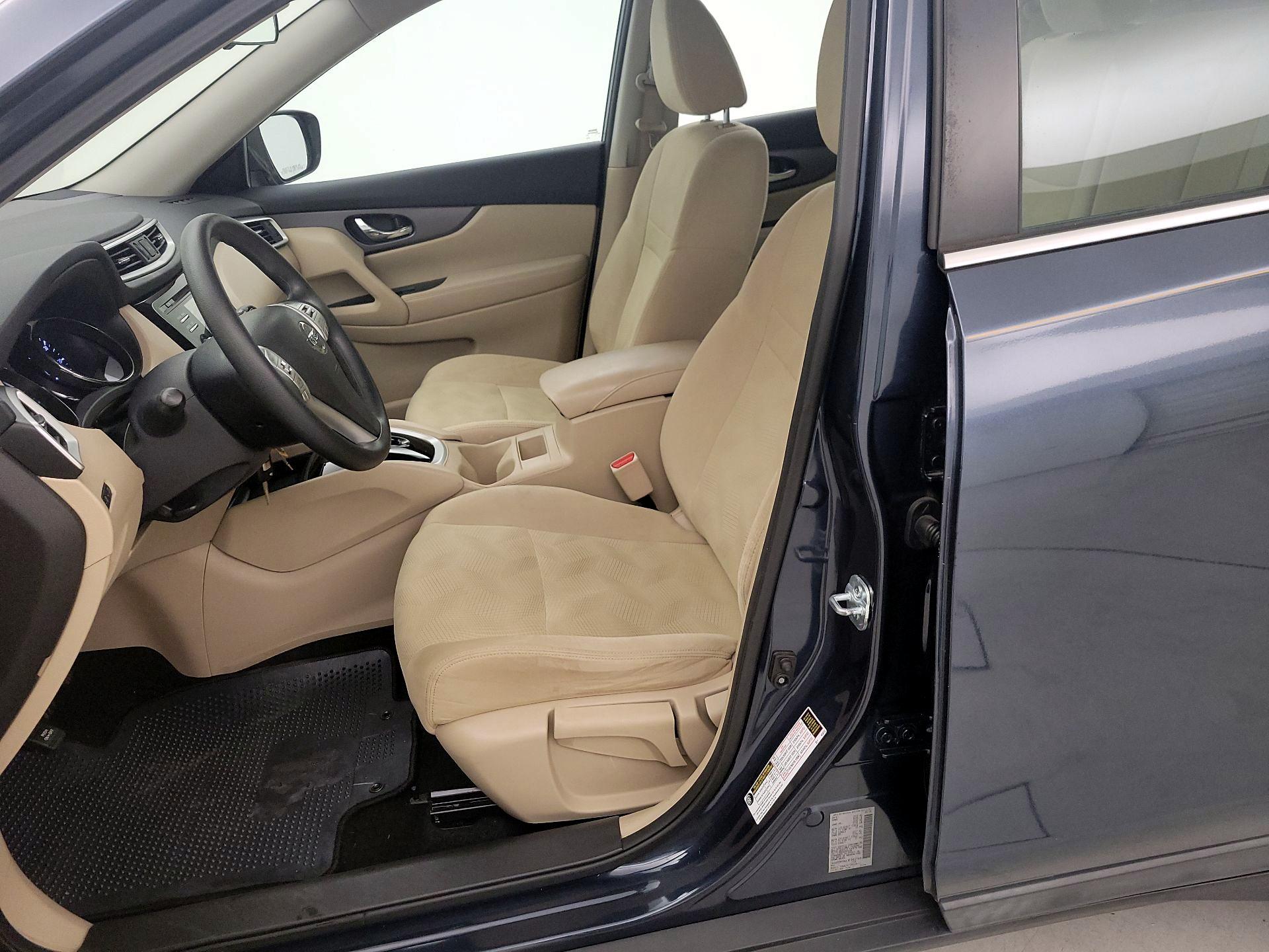 Thumbnail: 2016 Nissan Rogue - 11