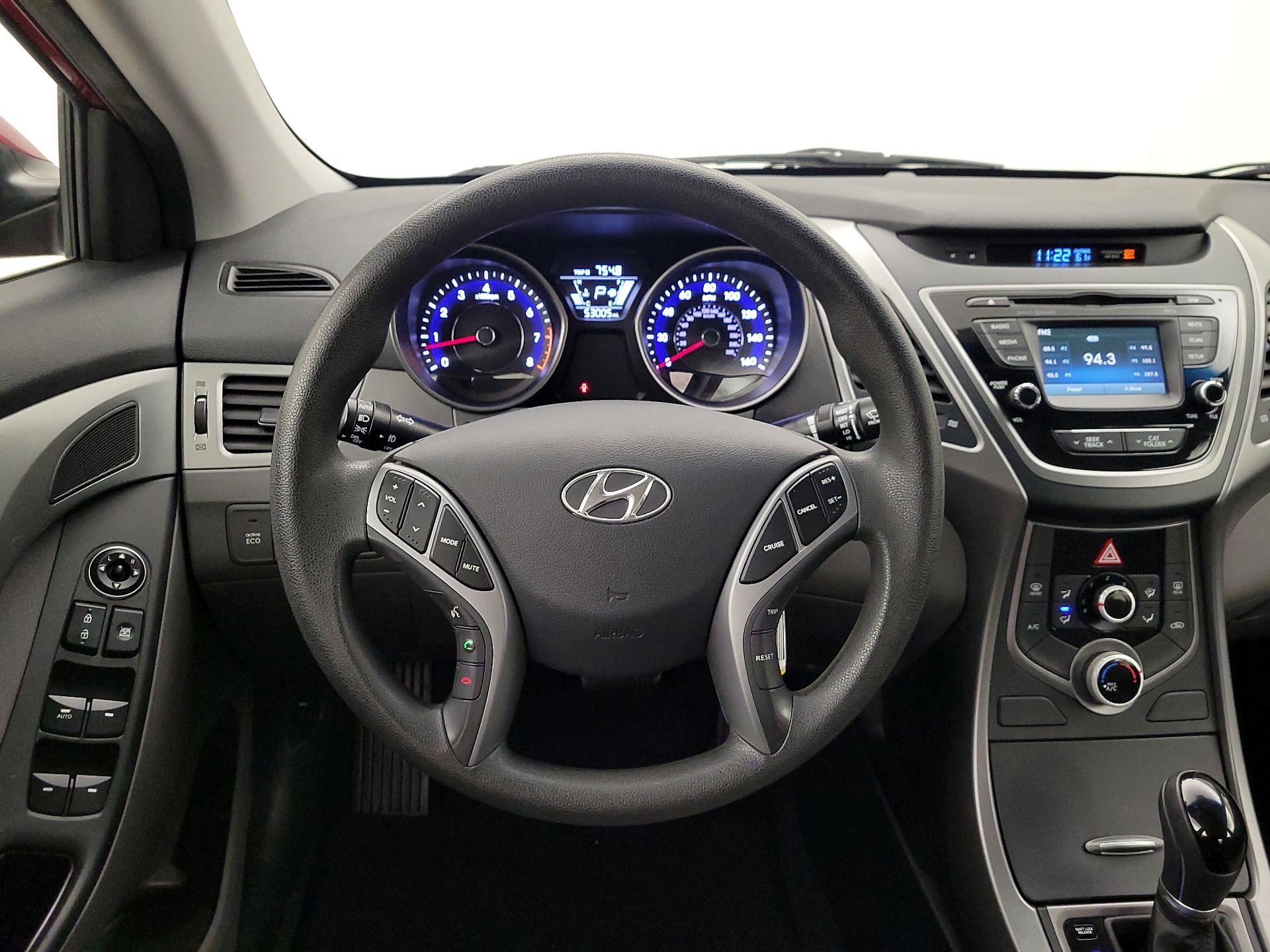 Thumbnail: 2016 Hyundai Elantra - 10