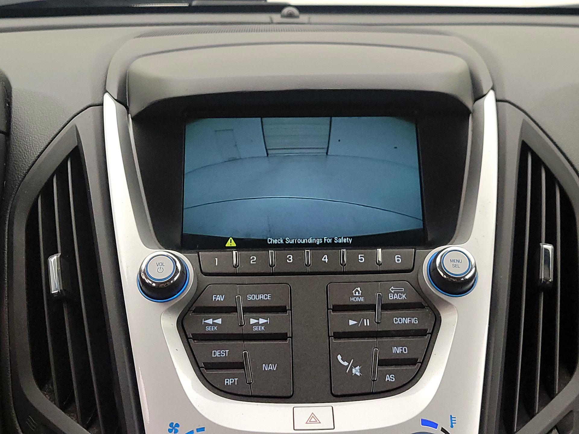 Thumbnail: 2016 Chevrolet Equinox - 14