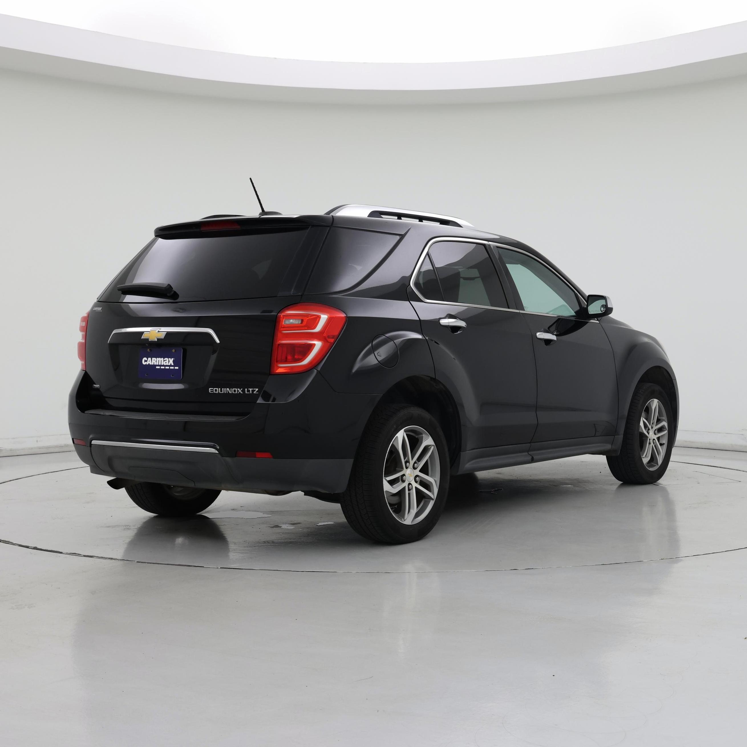 Thumbnail: 2016 Chevrolet Equinox - 8