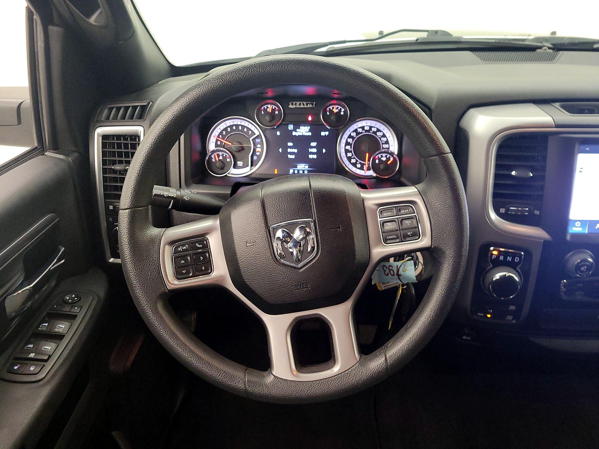 Thumbnail: 2022 RAM 1500 Classic - 10