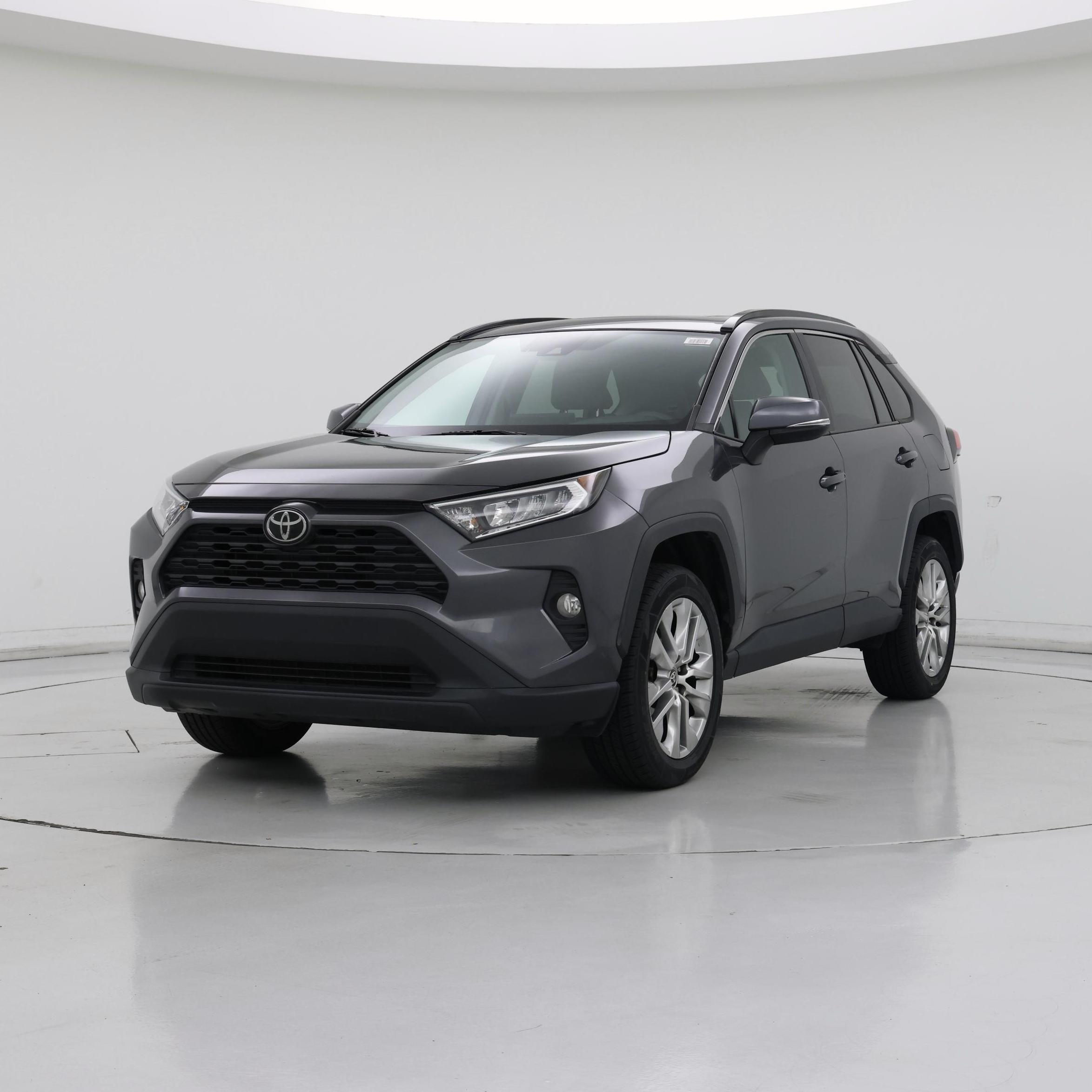 Thumbnail: 2021 Toyota RAV4 - 4