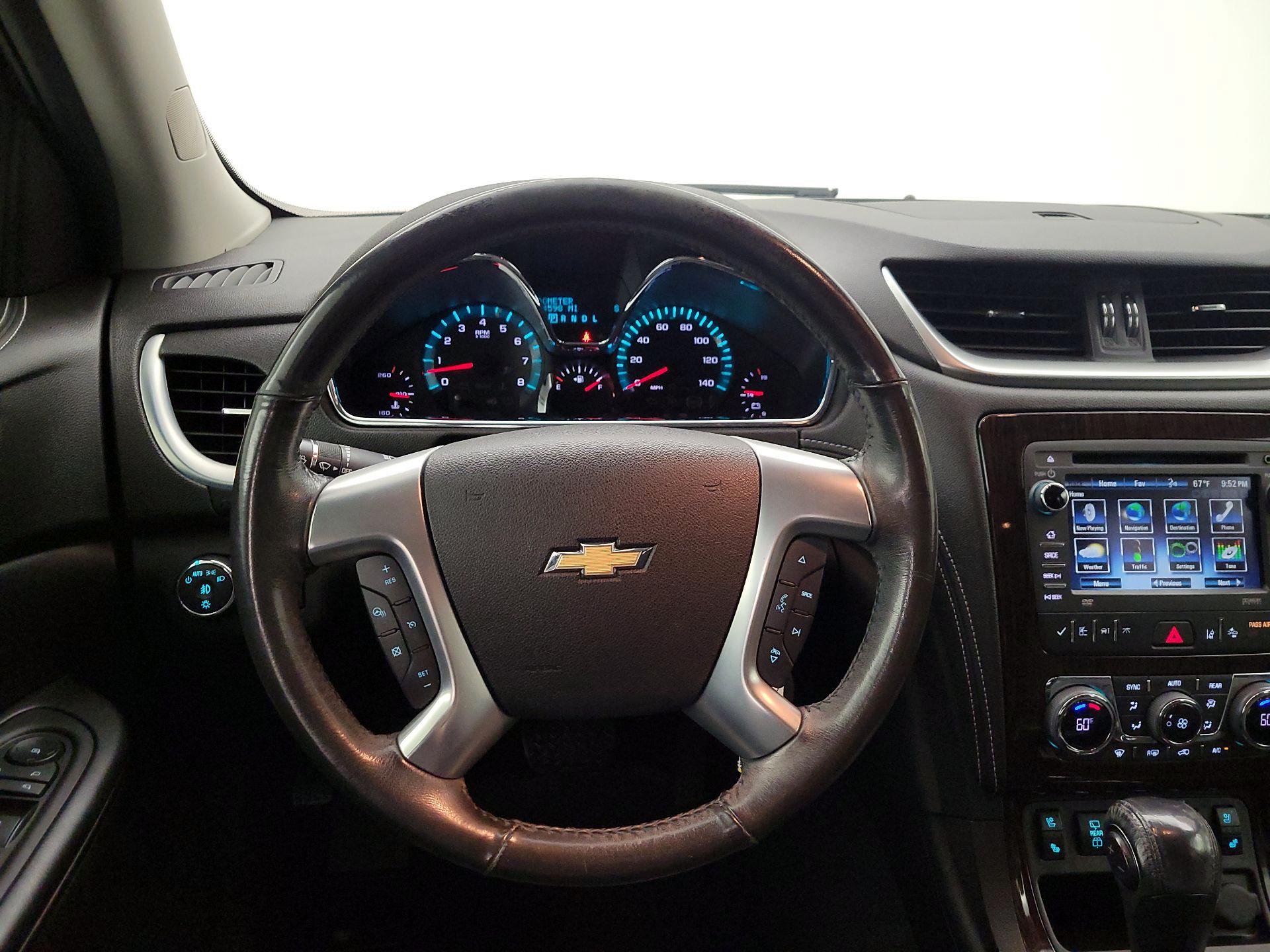 Thumbnail: 2017 Chevrolet Traverse - 10