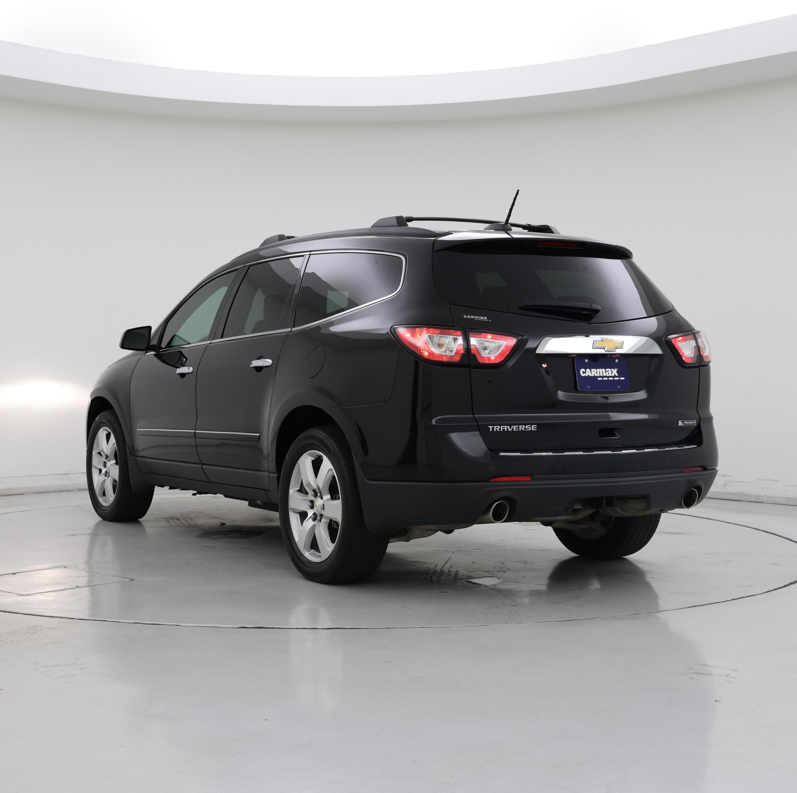 Thumbnail: 2017 Chevrolet Traverse - 2