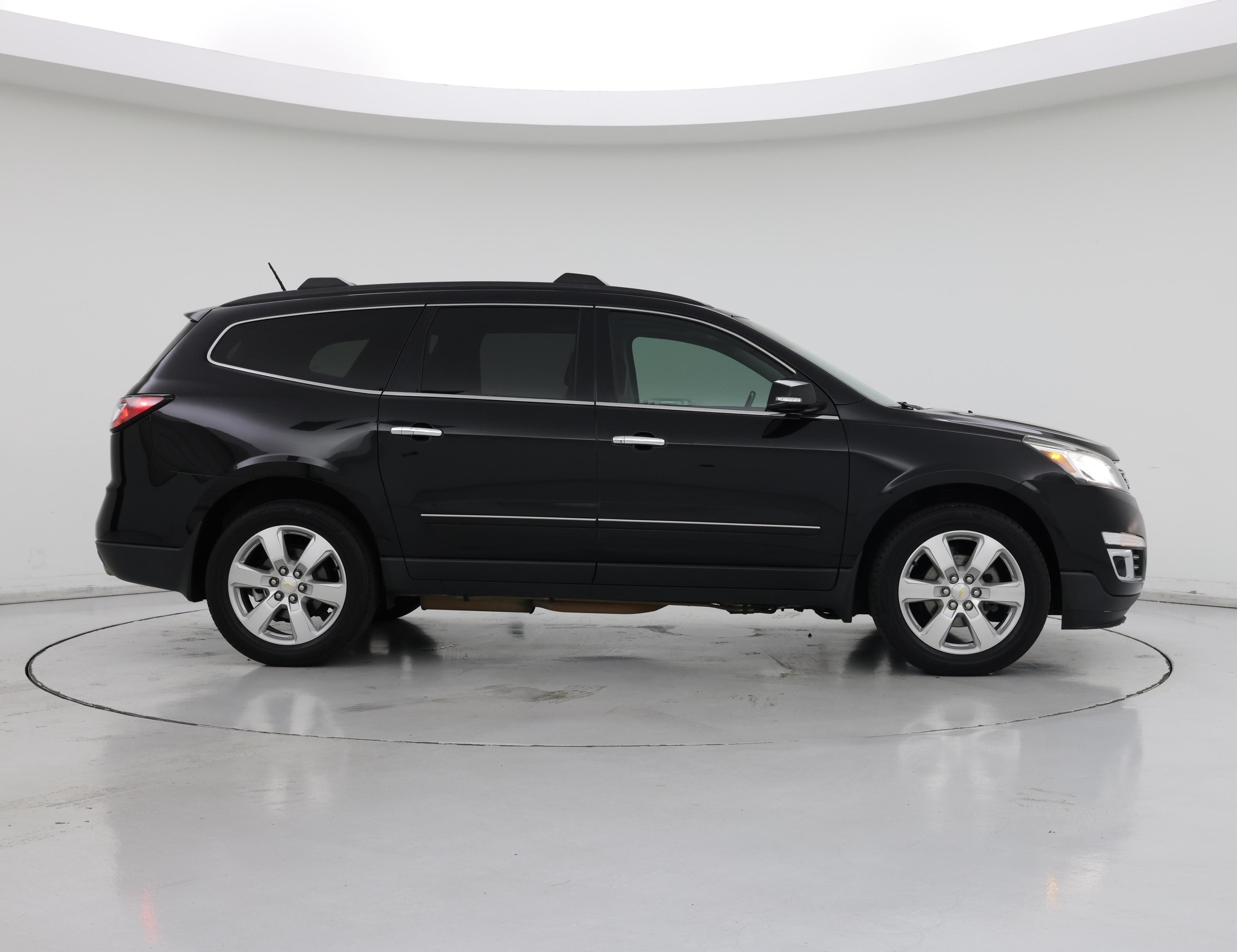 Thumbnail: 2017 Chevrolet Traverse - 7