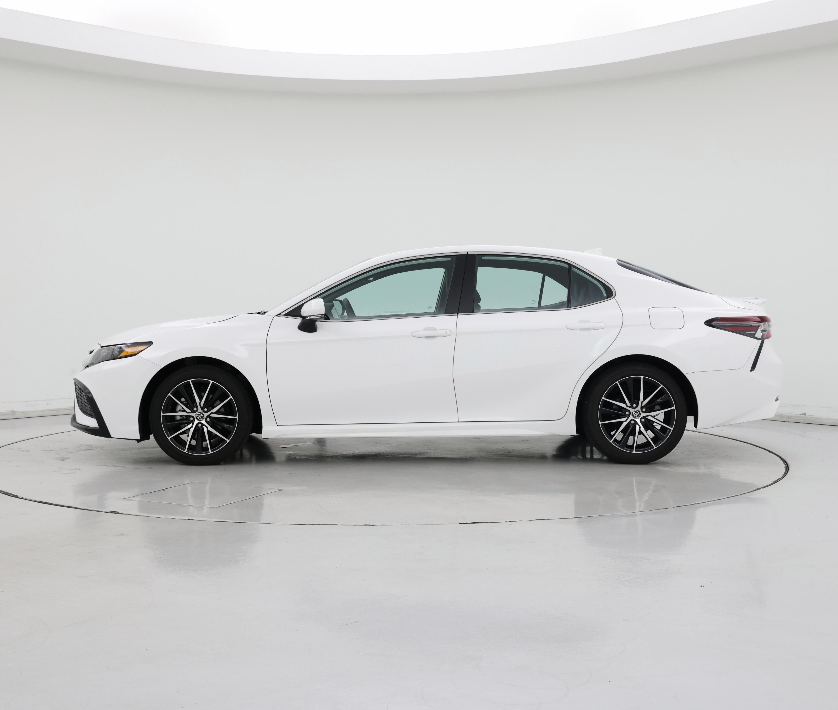 Thumbnail: 2023 Toyota Camry - 3