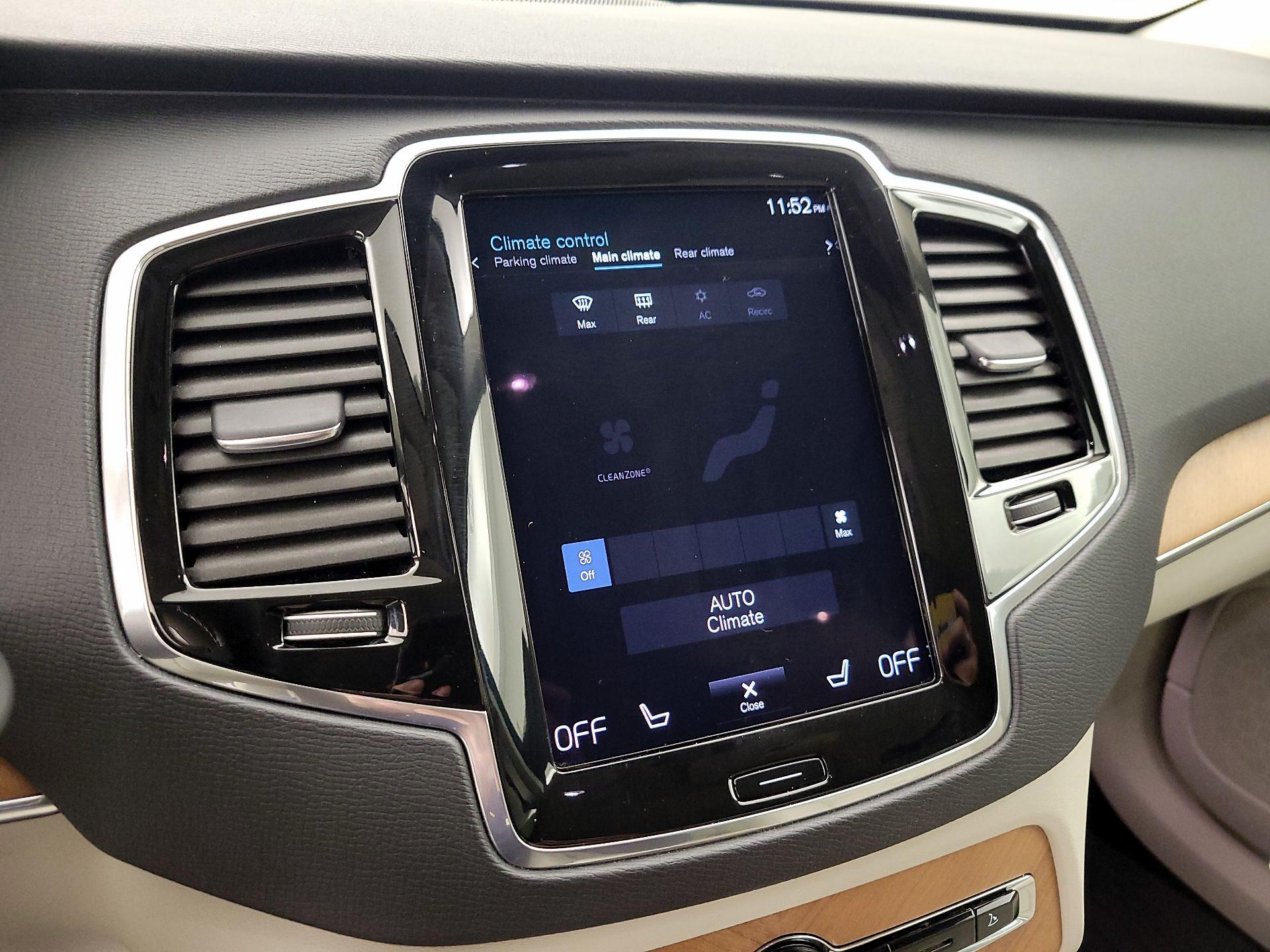 Thumbnail: 2022 Volvo XC90 - 16