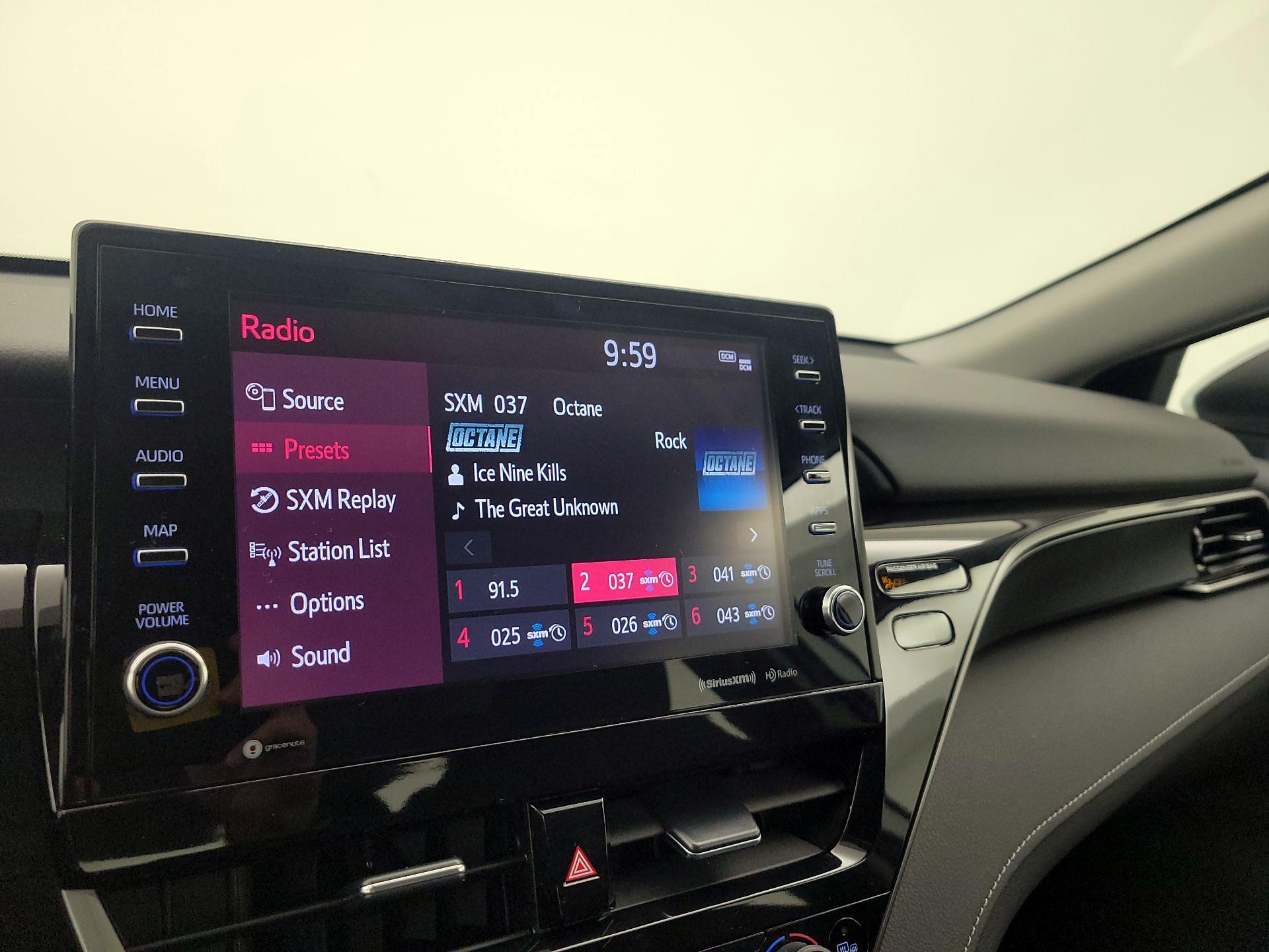 Thumbnail: 2023 Toyota Camry - 15