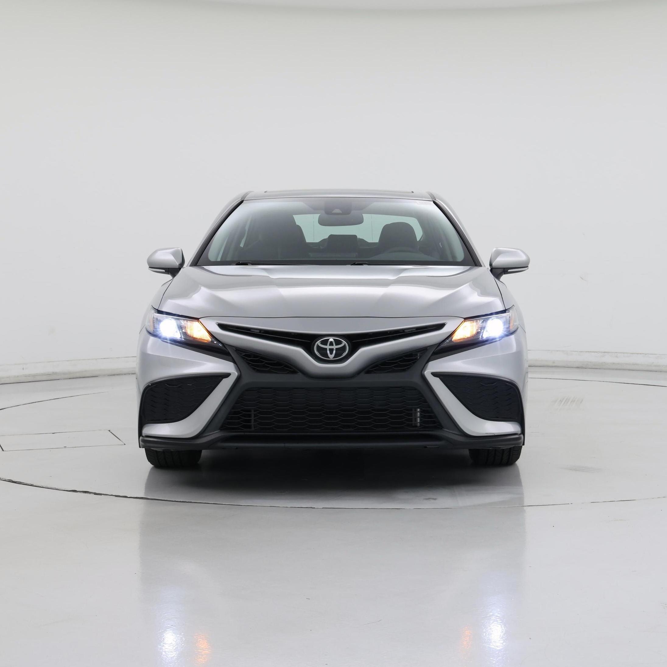 Thumbnail: 2023 Toyota Camry - 5
