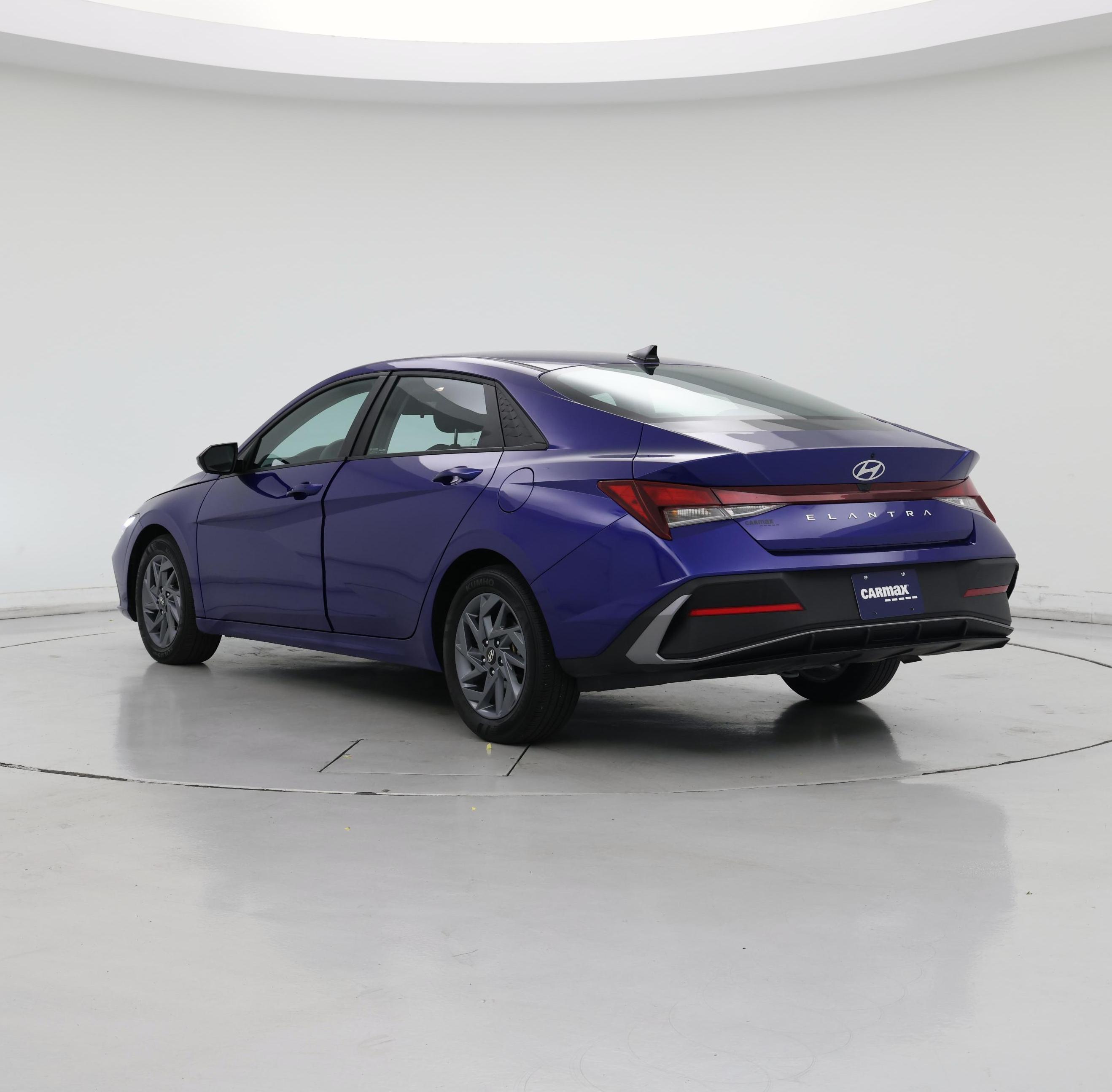 Thumbnail: 2024 Hyundai Elantra - 2