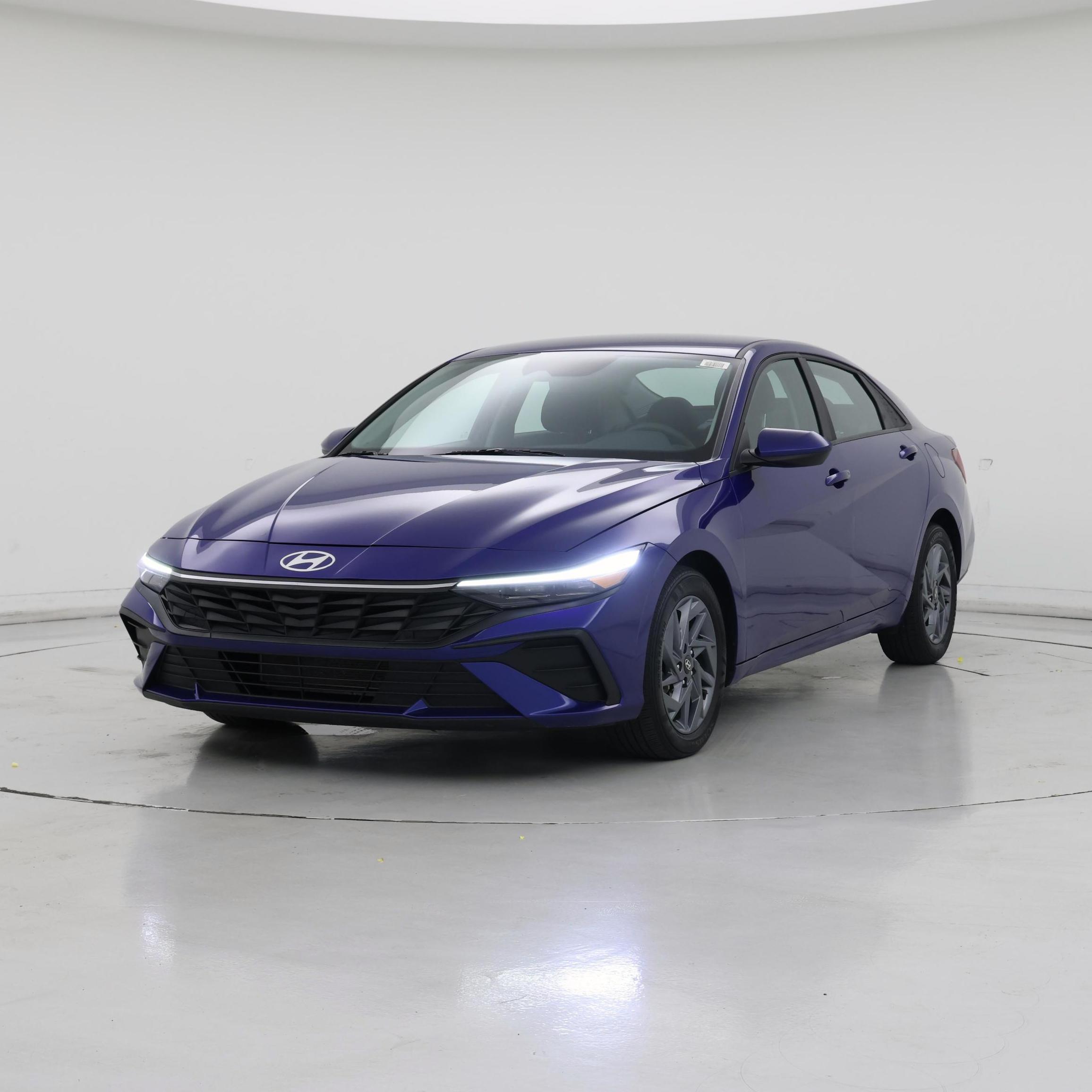 Thumbnail: 2024 Hyundai Elantra - 4