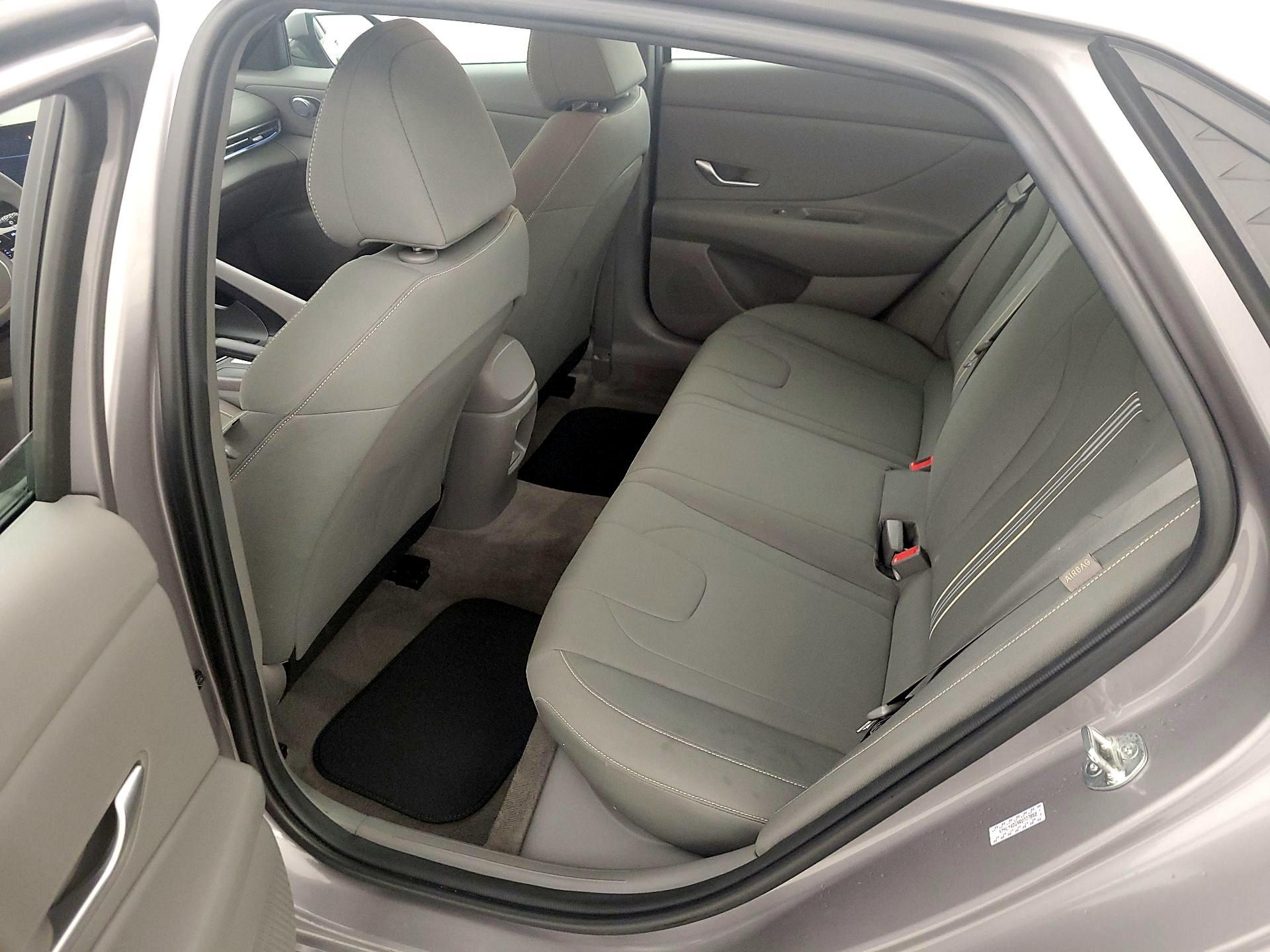 Thumbnail: 2024 Hyundai Elantra - 20