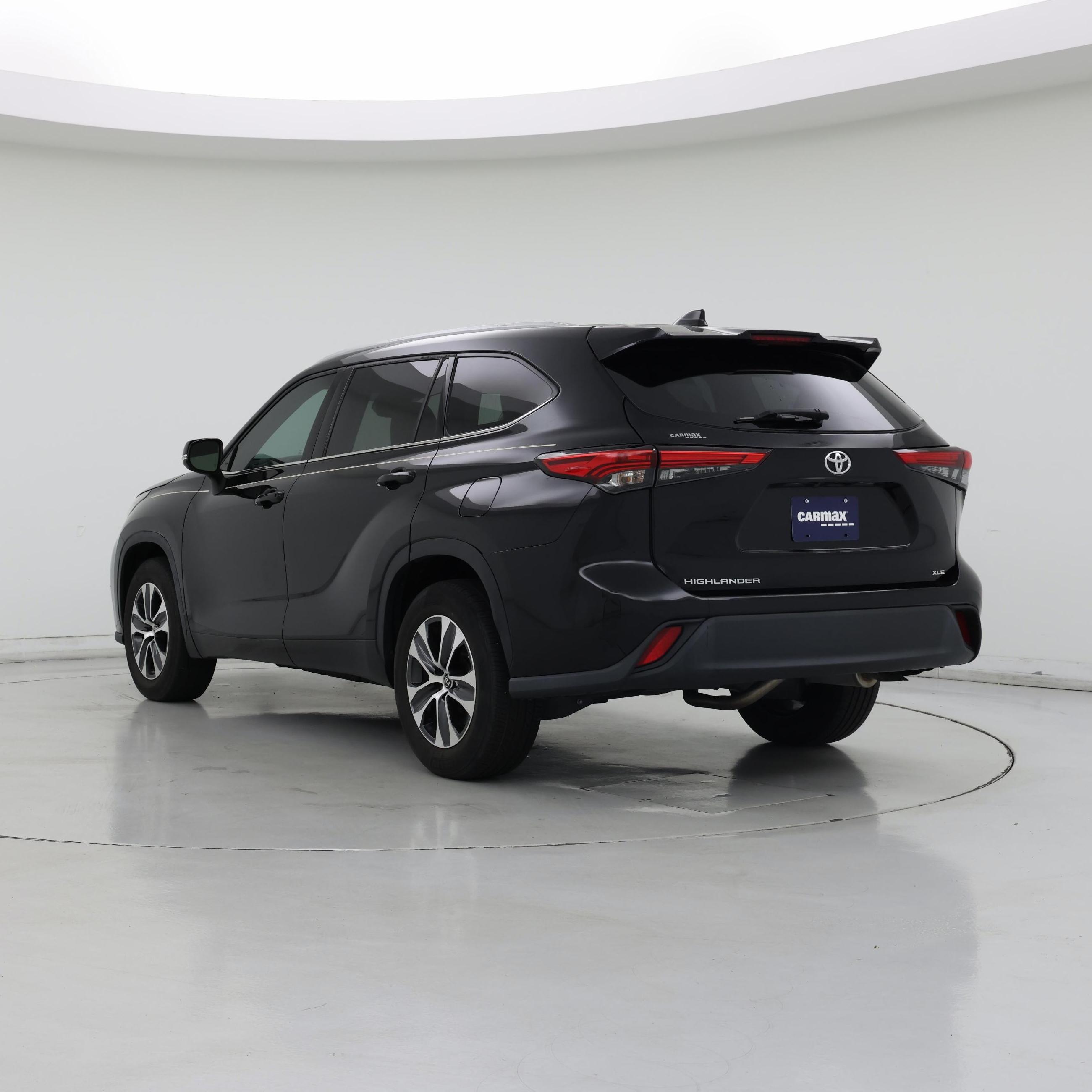 Thumbnail: 2022 Toyota Highlander - 2