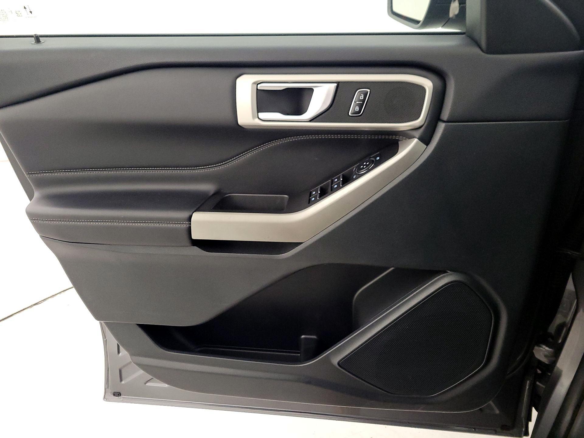 Thumbnail: 2023 Ford Explorer - 12