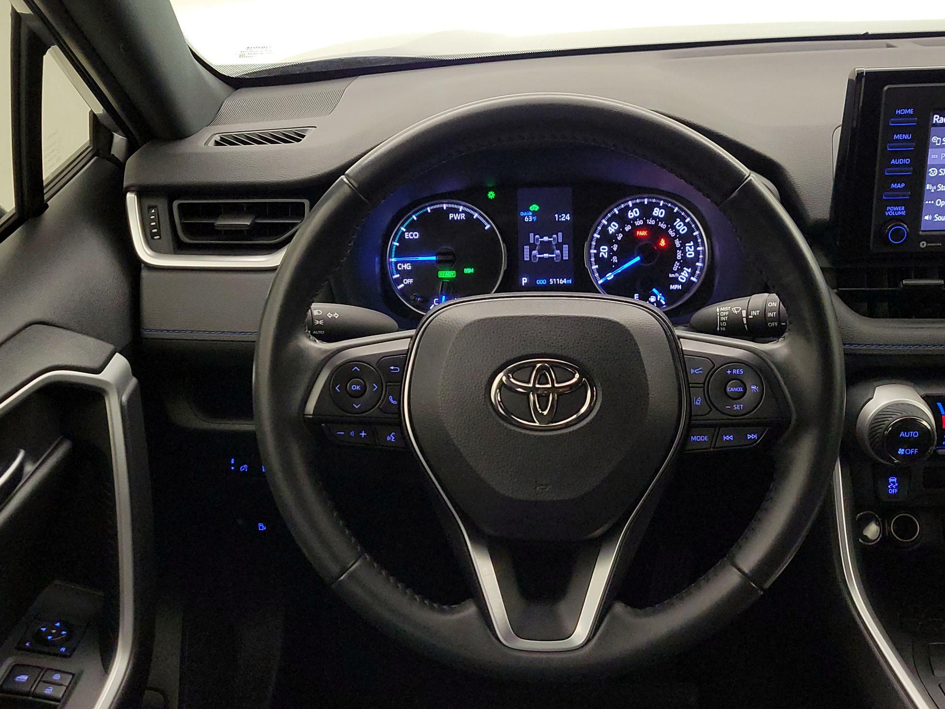 Thumbnail: 2022 Toyota RAV4 - 10
