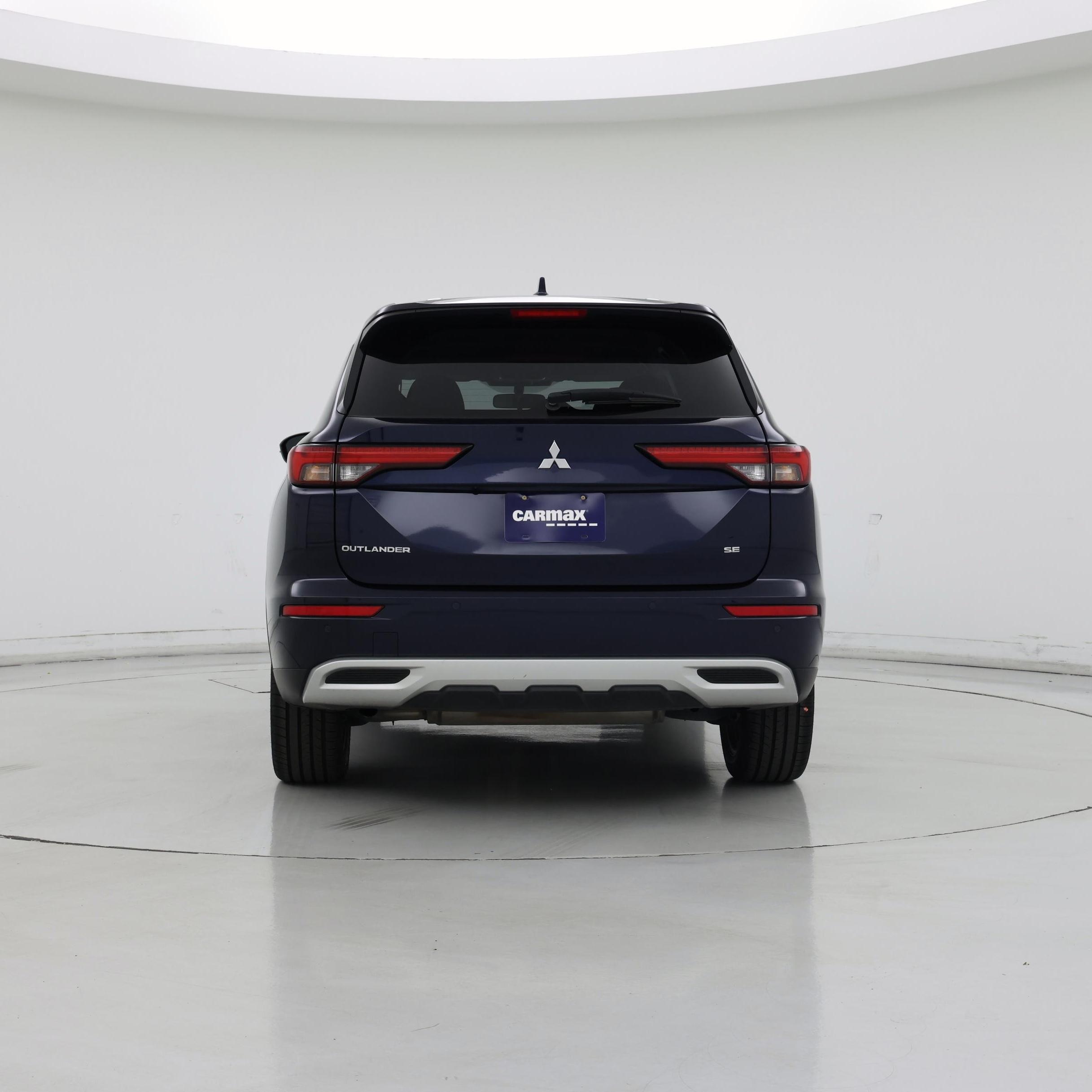 Thumbnail: 2023 Mitsubishi Outlander - 6