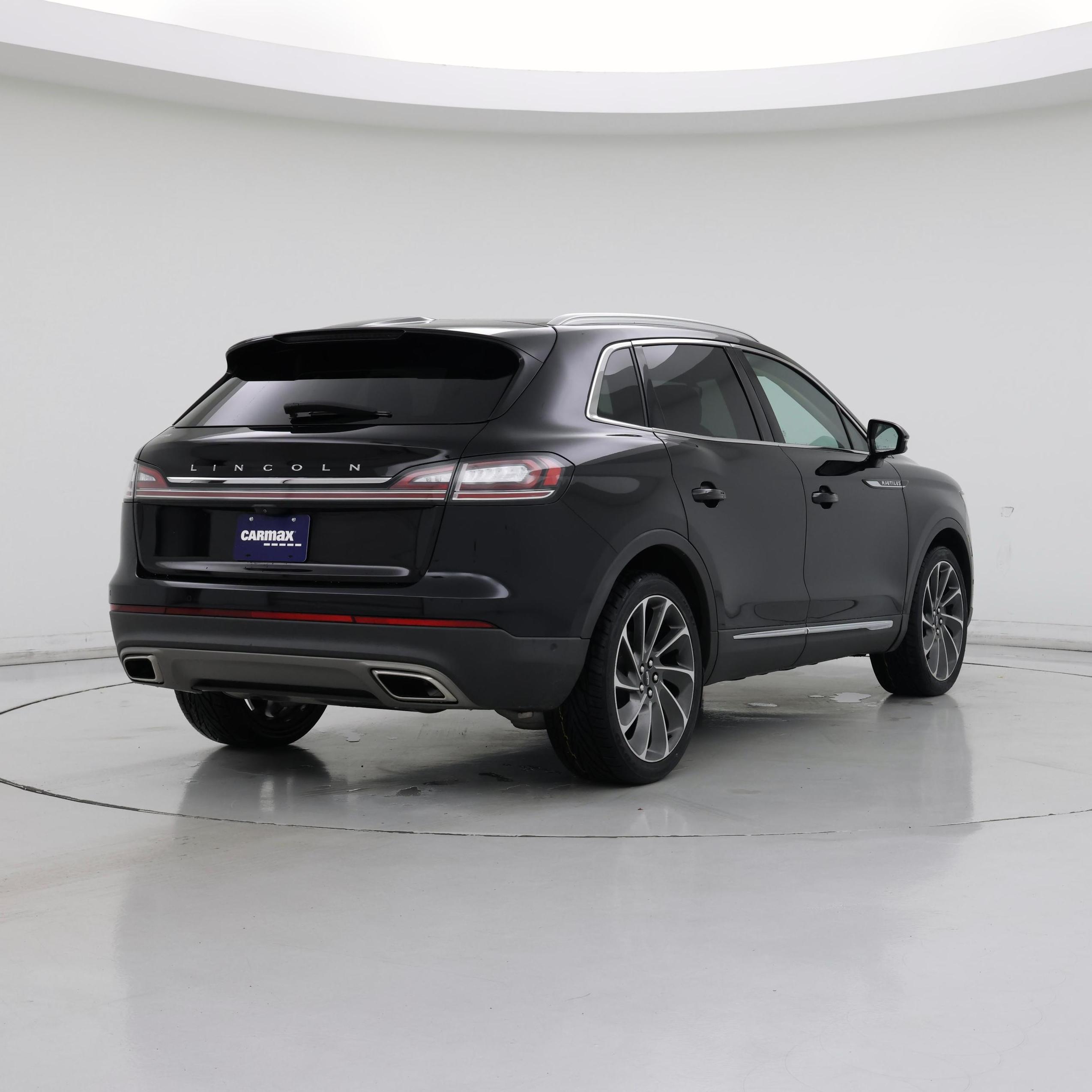 Thumbnail: 2022 Lincoln Nautilus - 8