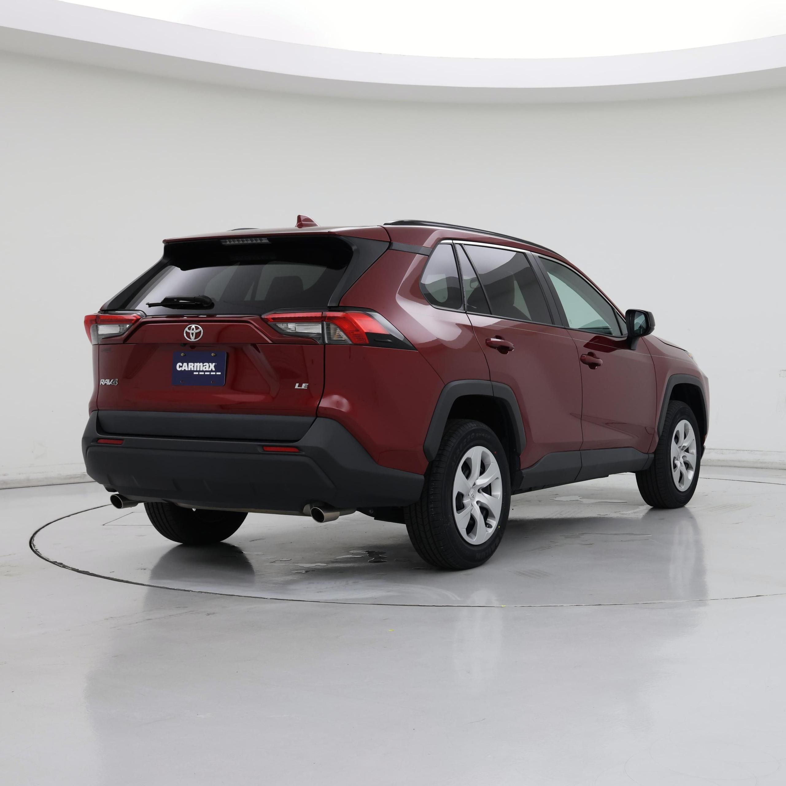 Thumbnail: 2021 Toyota RAV4 - 8