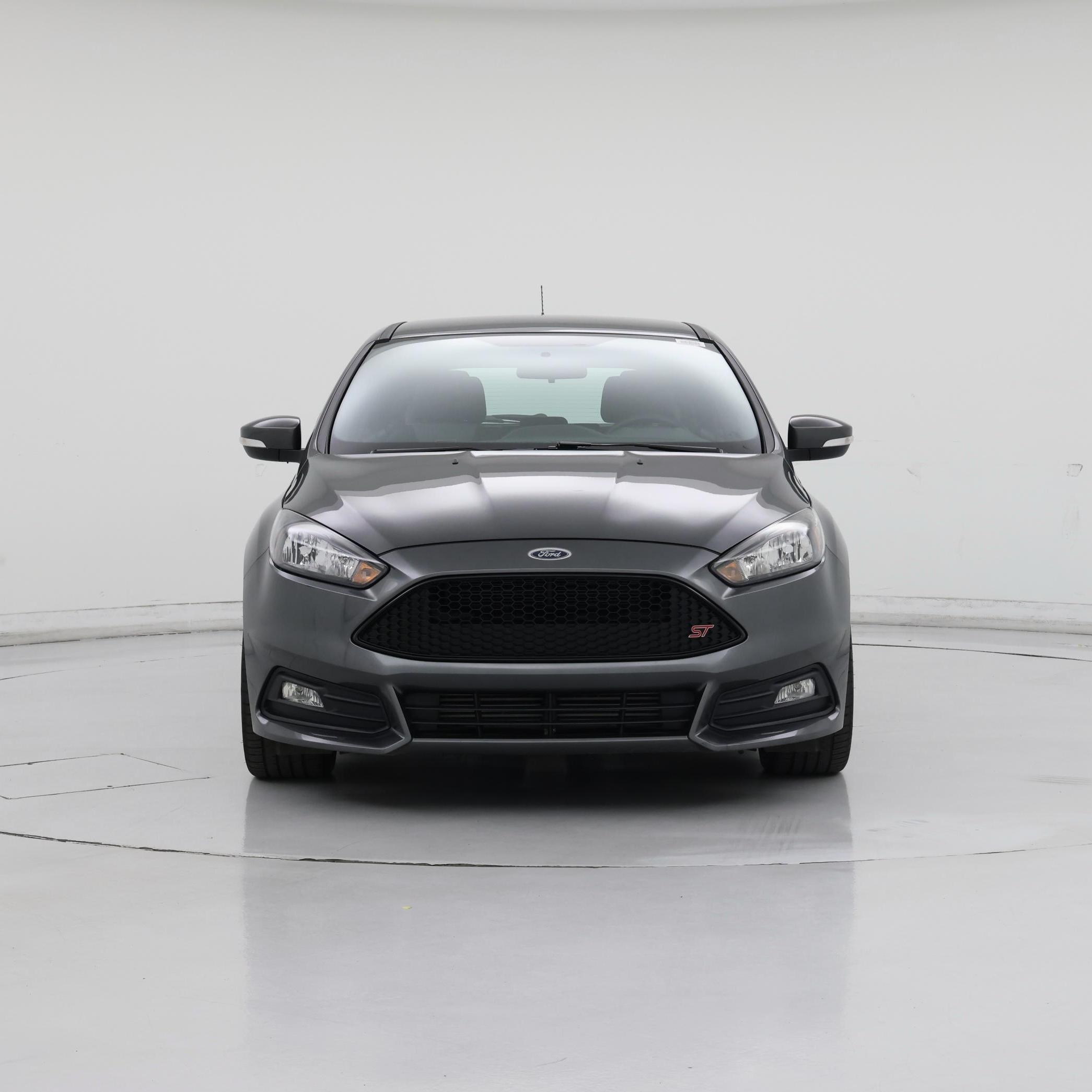Thumbnail: 2018 Ford Focus - 5
