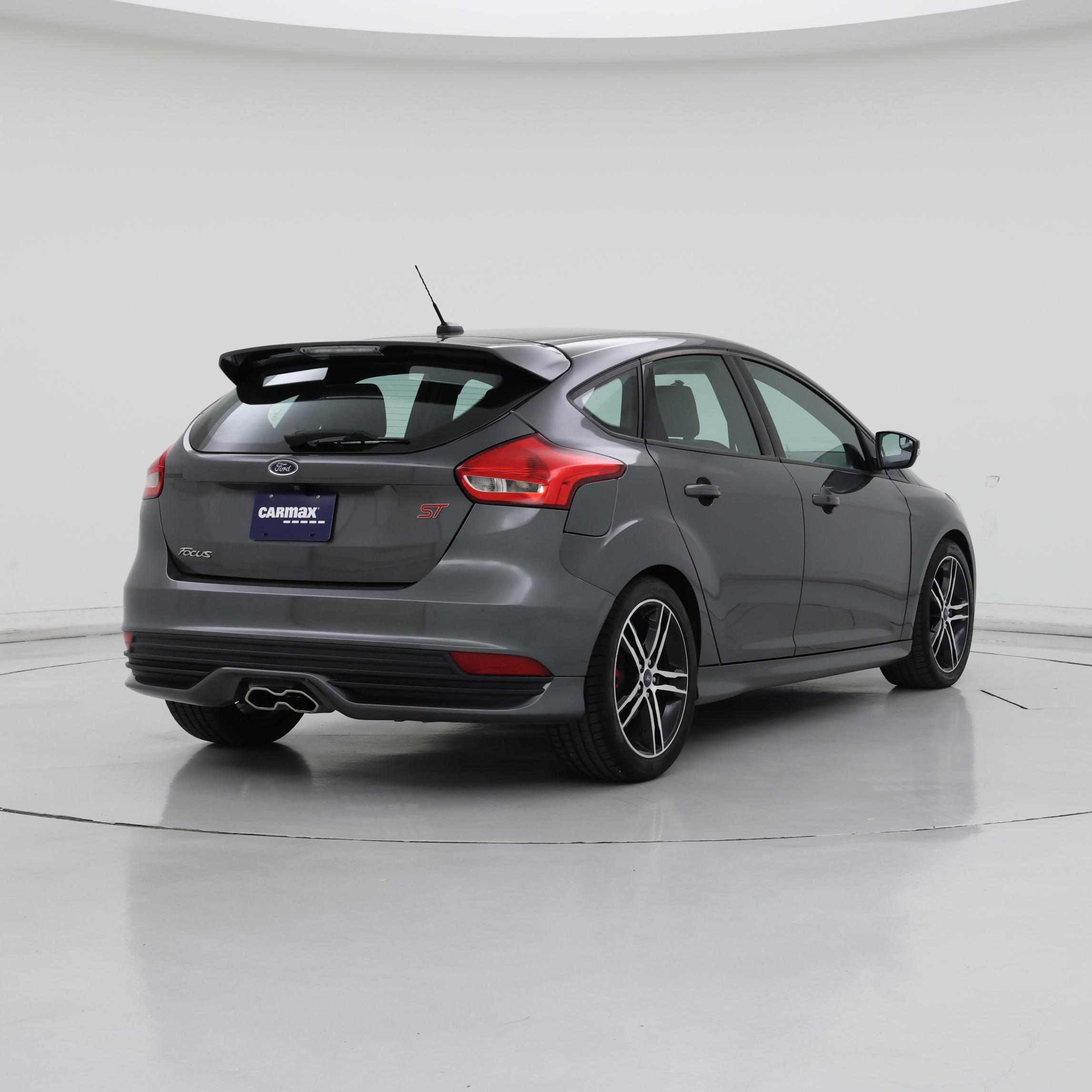 Thumbnail: 2018 Ford Focus - 8
