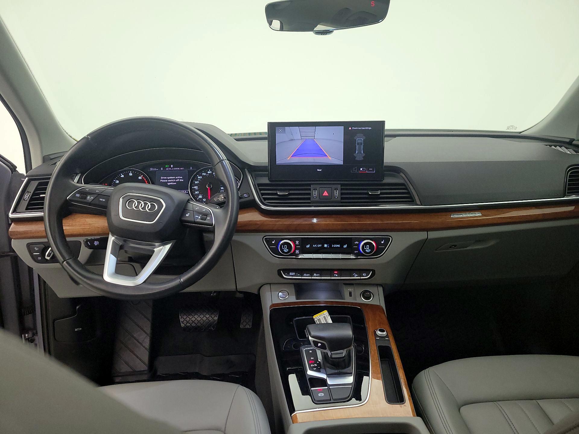 Thumbnail: 2022 Audi Q5 - 9