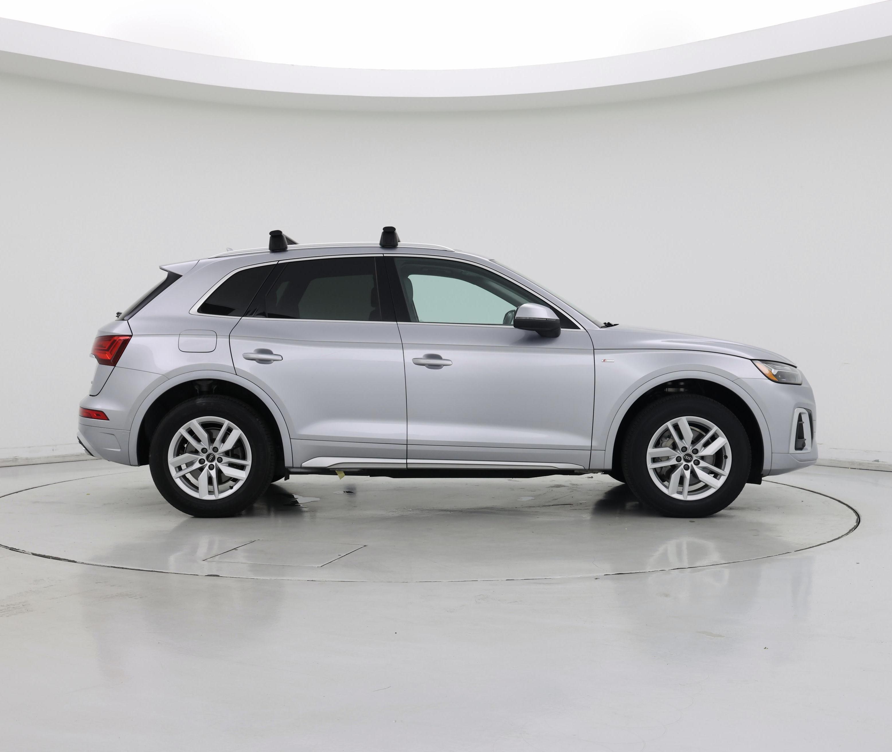 Thumbnail: 2022 Audi Q5 - 7