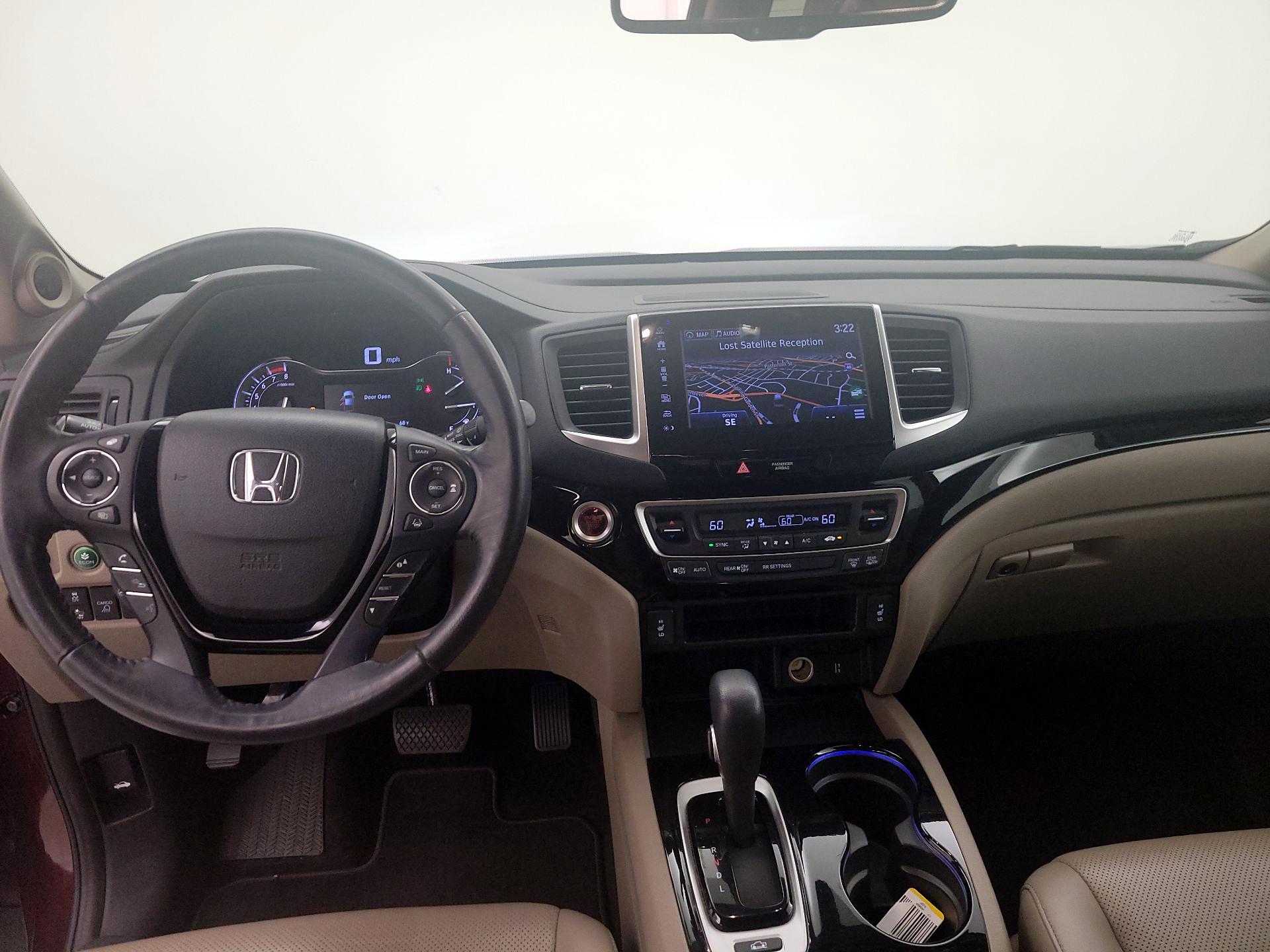 Thumbnail: 2017 Honda Ridgeline - 9