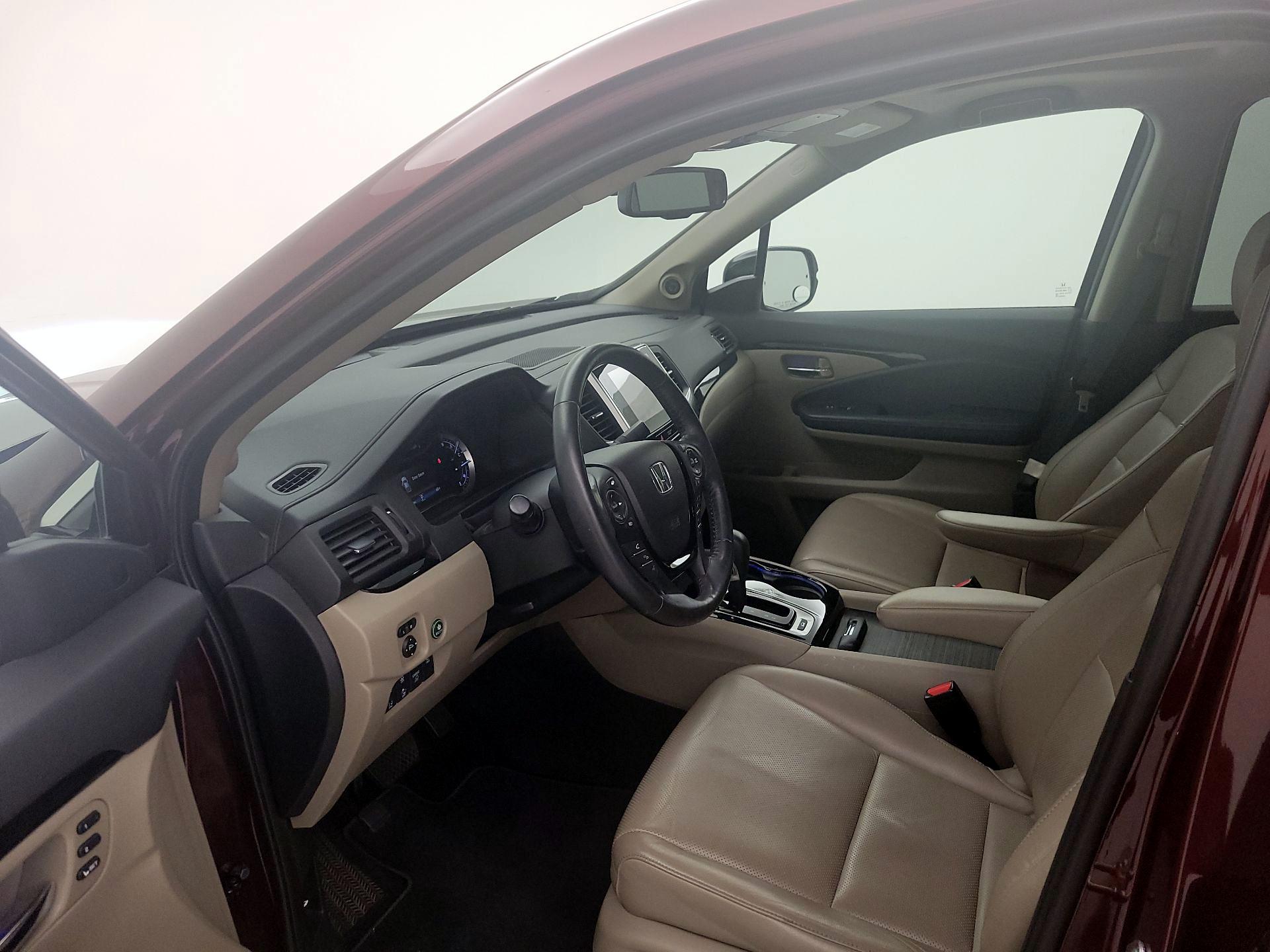 Thumbnail: 2017 Honda Ridgeline - 11
