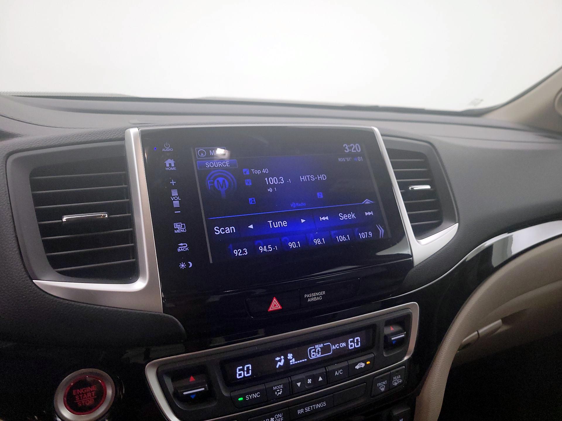 Thumbnail: 2017 Honda Ridgeline - 16