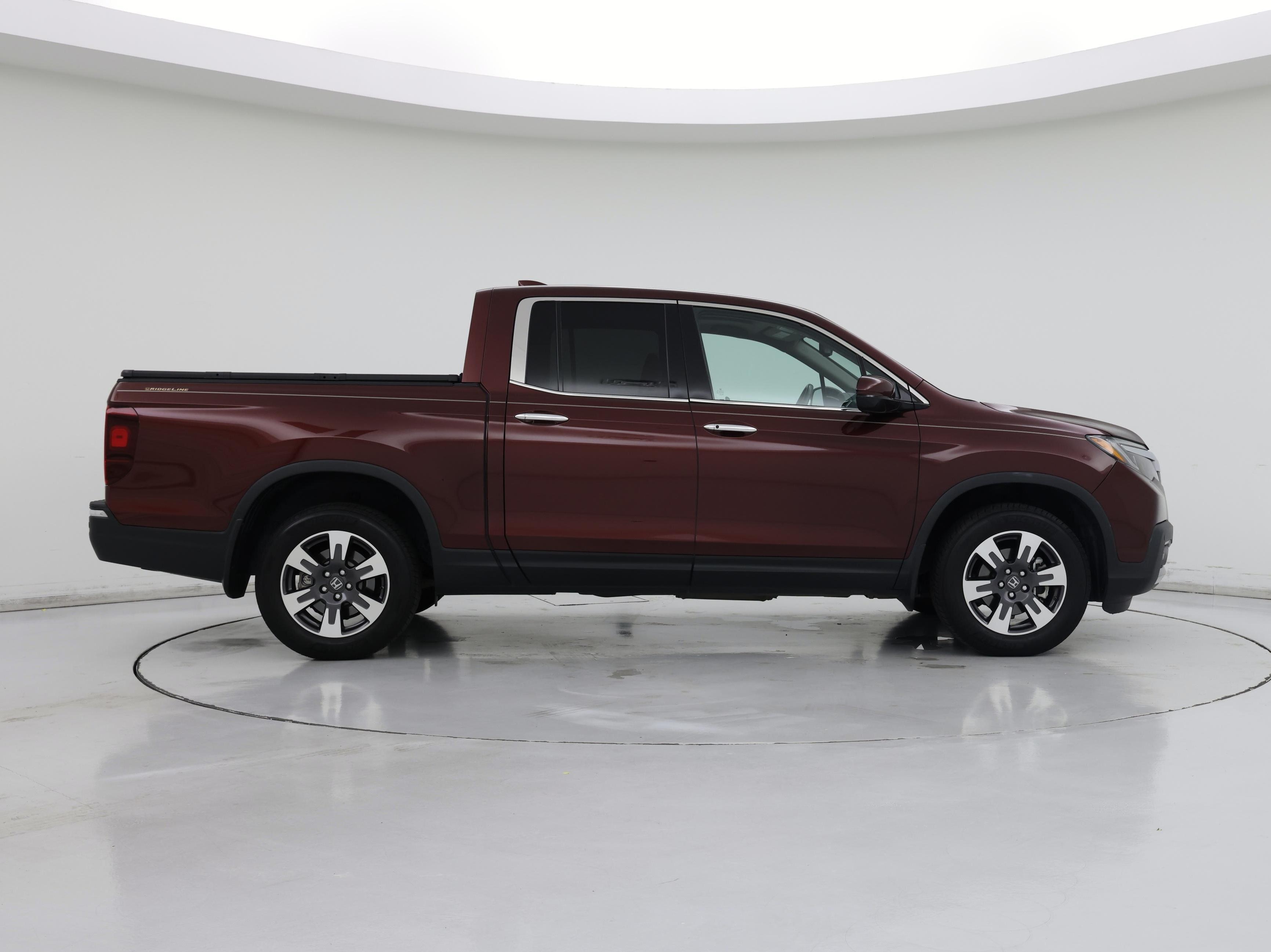 Thumbnail: 2017 Honda Ridgeline - 7