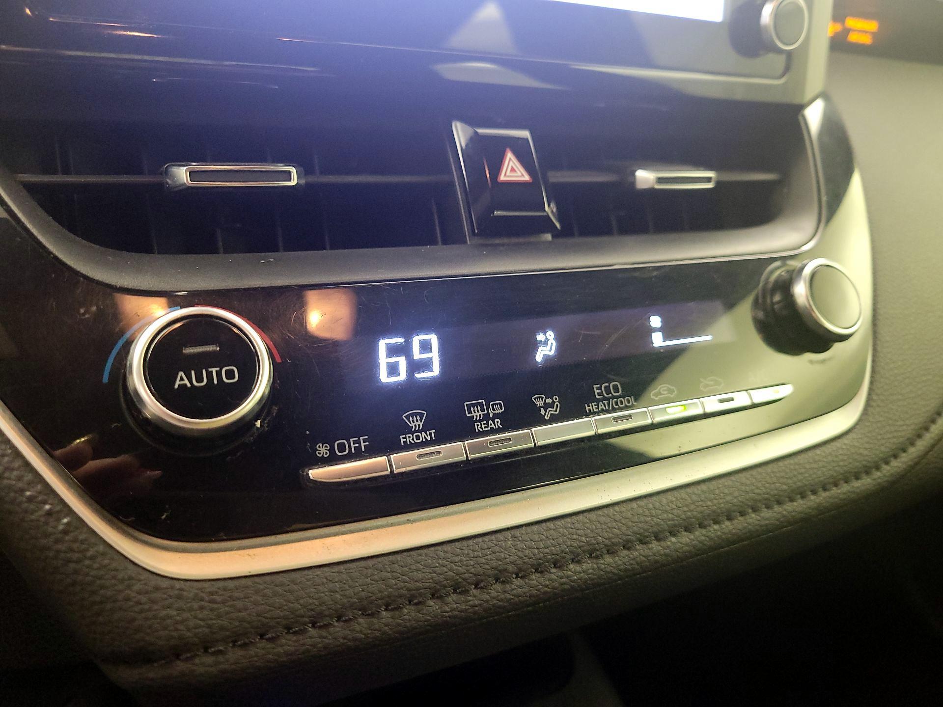 Thumbnail: 2020 Toyota Corolla - 16