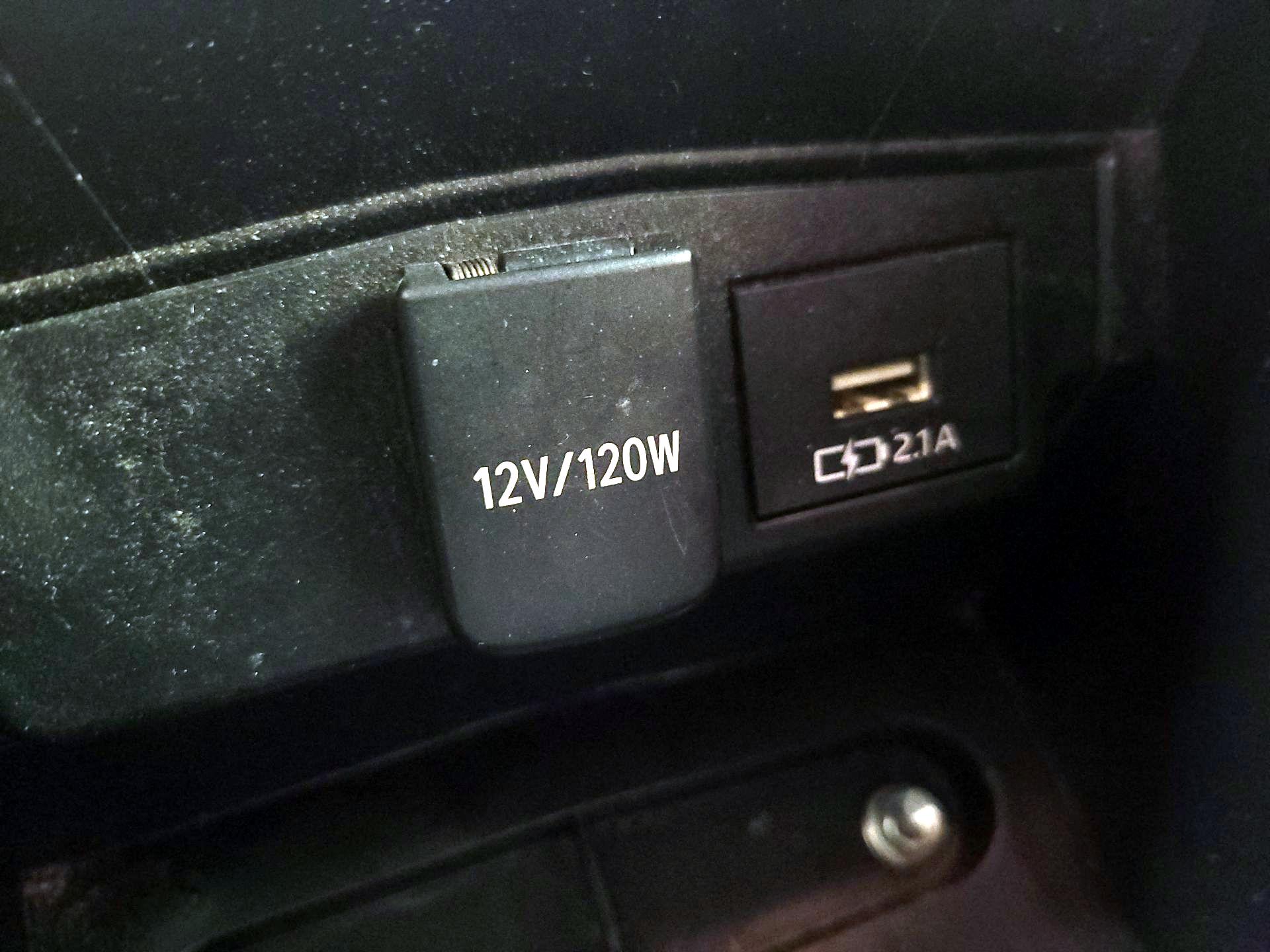 Thumbnail: 2020 Toyota Corolla - 18