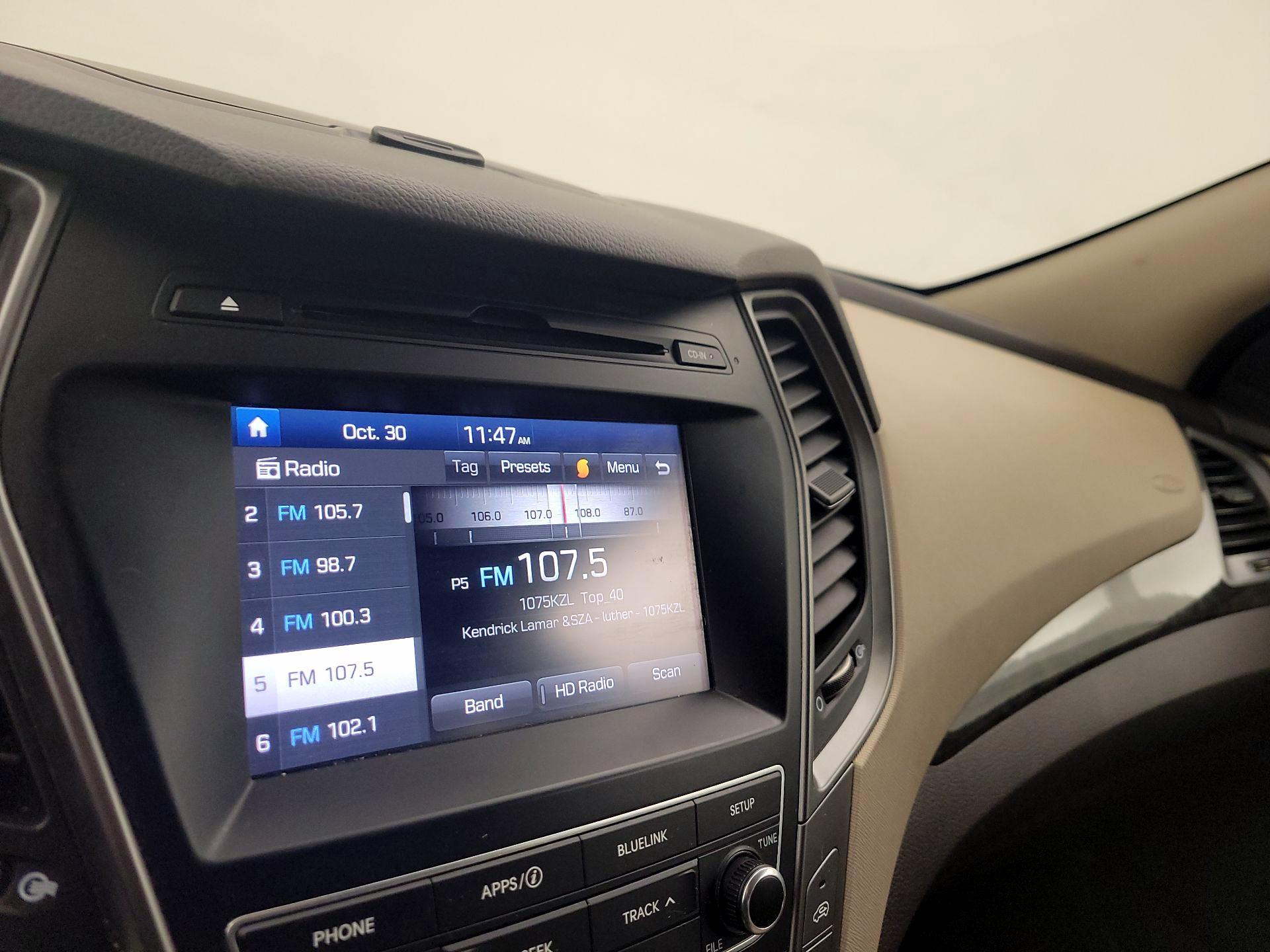 Thumbnail: 2017 Hyundai Santa Fe - 14